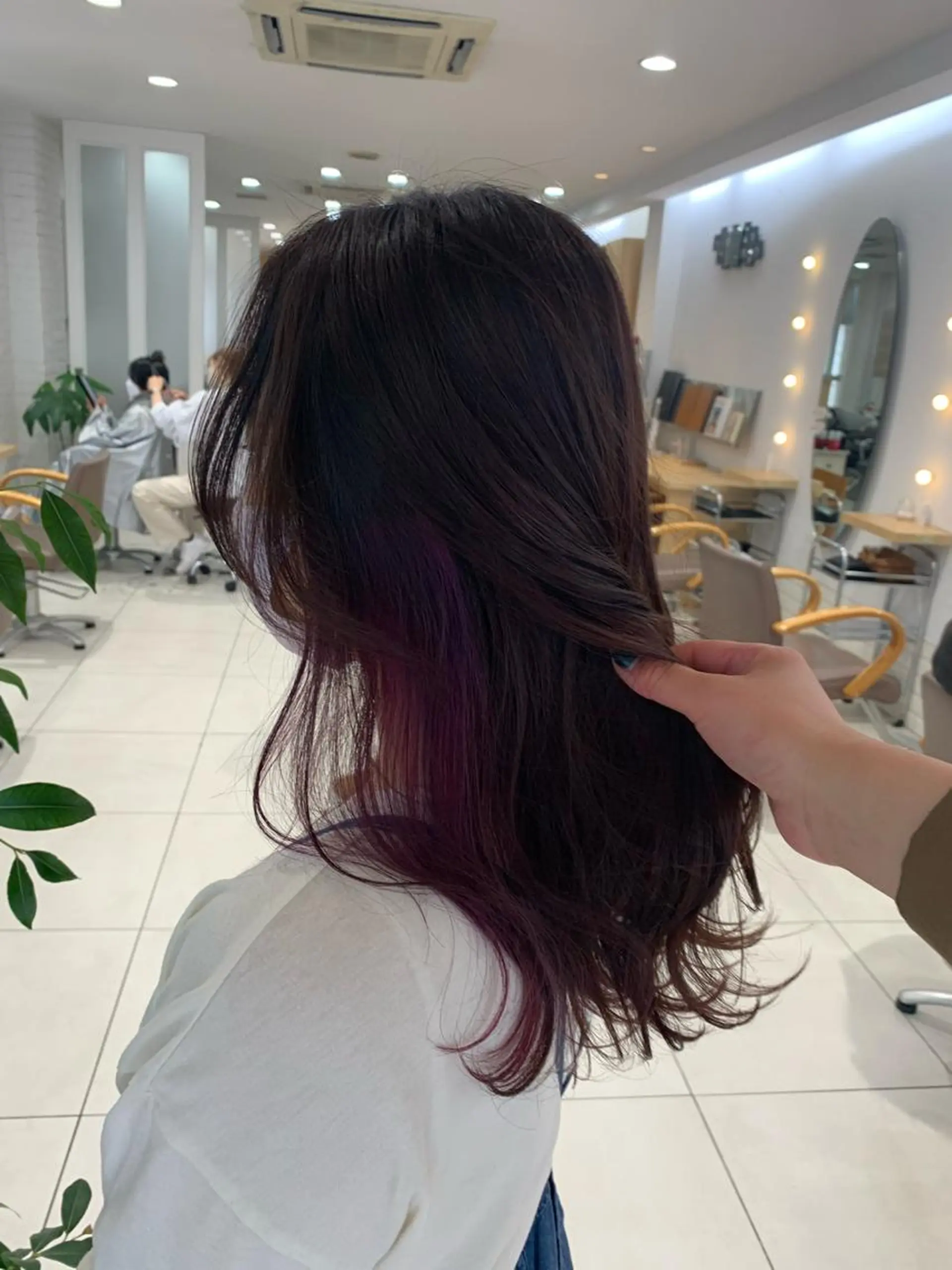 ロング カラー イヤリングカラー 矢澤 明日香のヘアスタイル