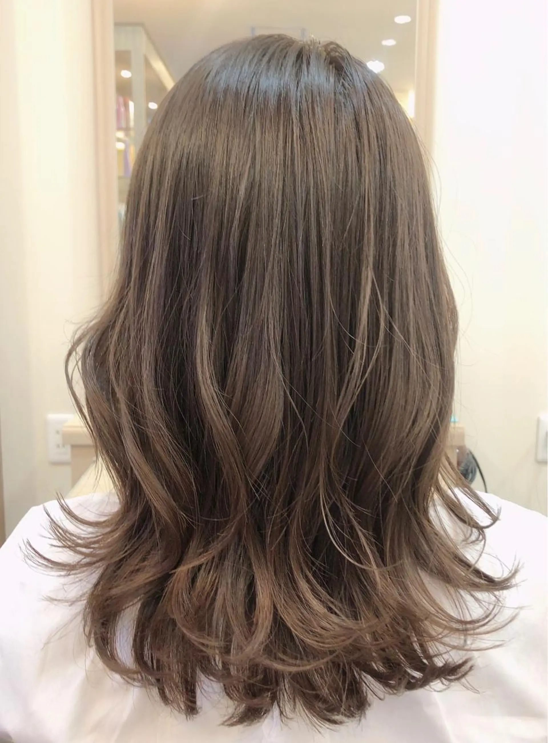 セミロング カラー ヘアカラー 尚平 40代からの 髪質改善専門のその他イメージ