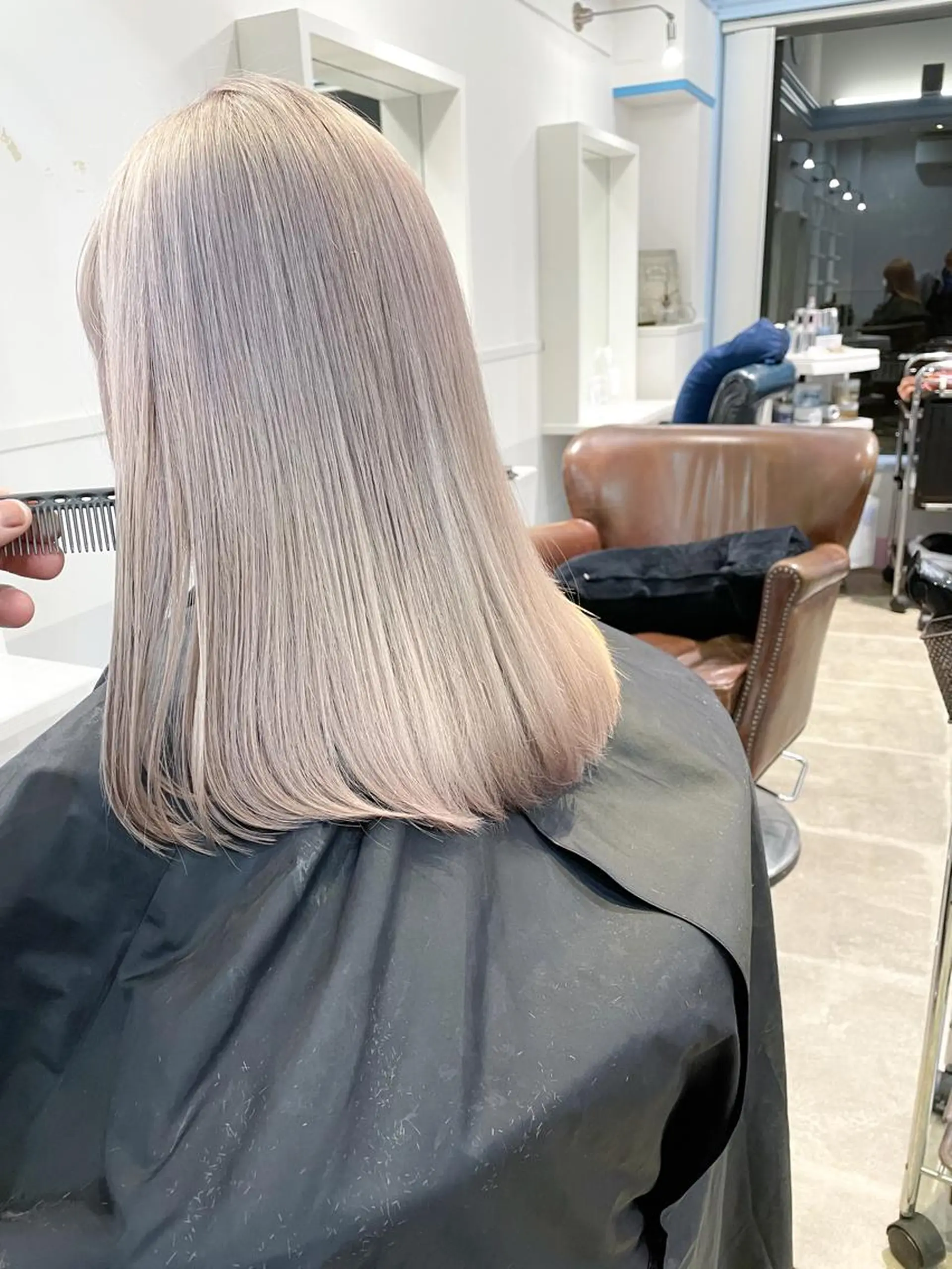 セミロング Lit.豊橋 夏目のヘアスタイル