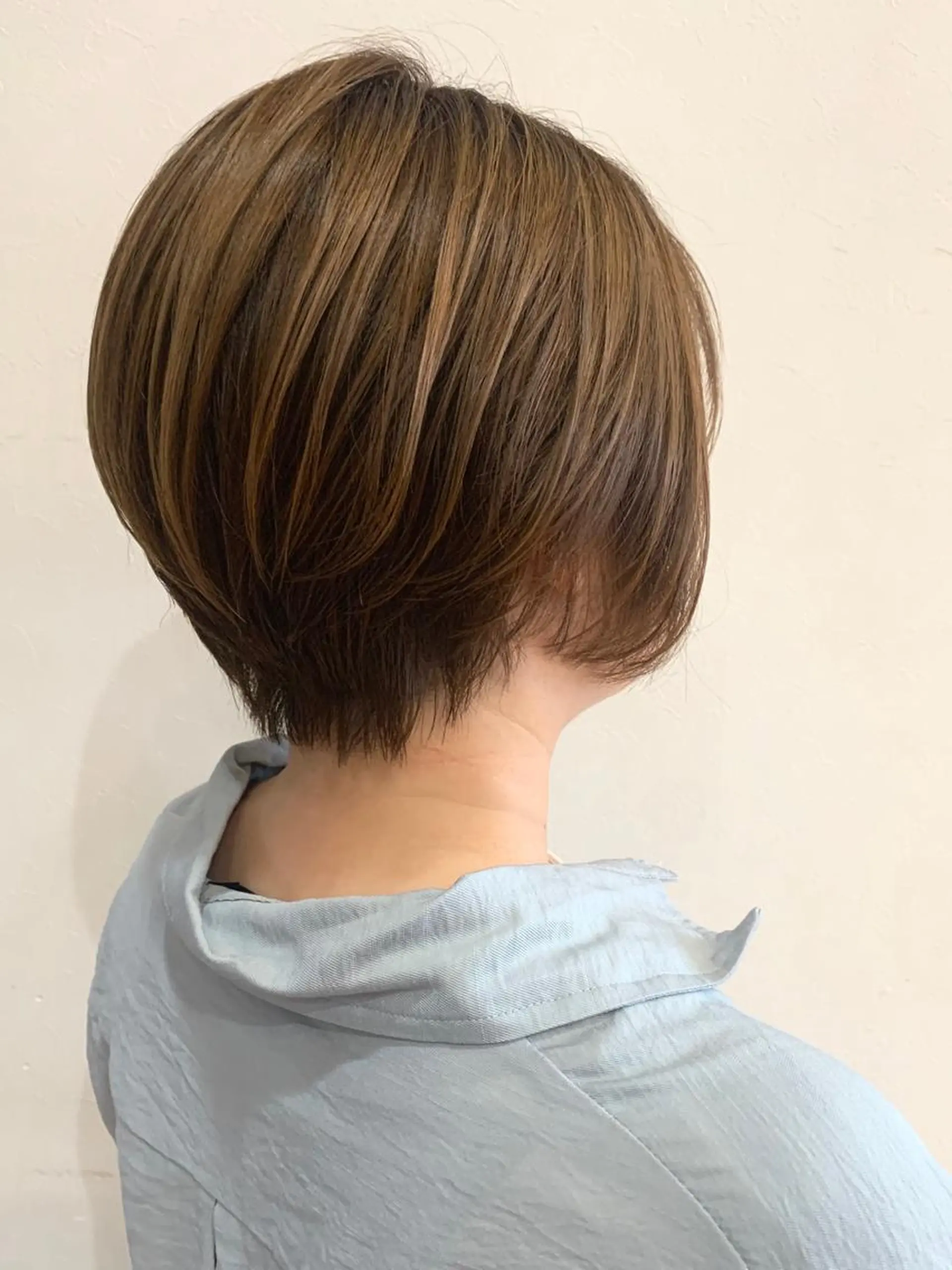 ショート カラー ショートボブ ハイトーンカラー ボブ ショートヘア Freez狭間 裕美のヘアスタイル