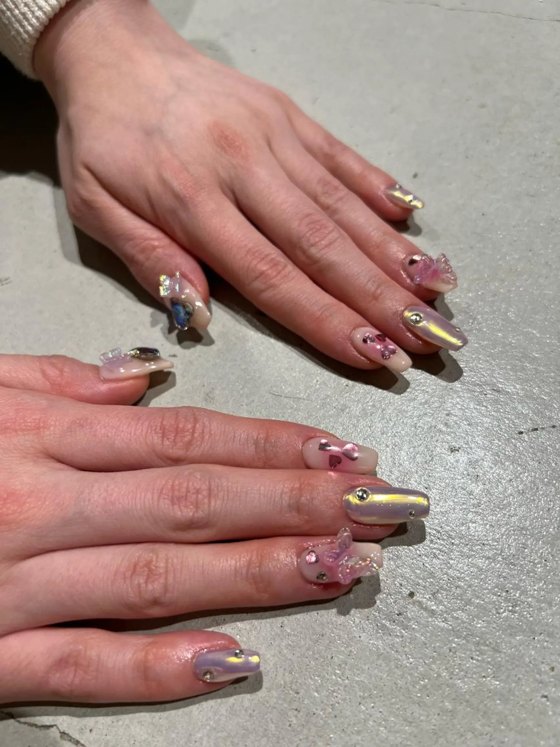 ネイル ハンドネイル zir  nail 🕊️💗RIOのネイルデザイン