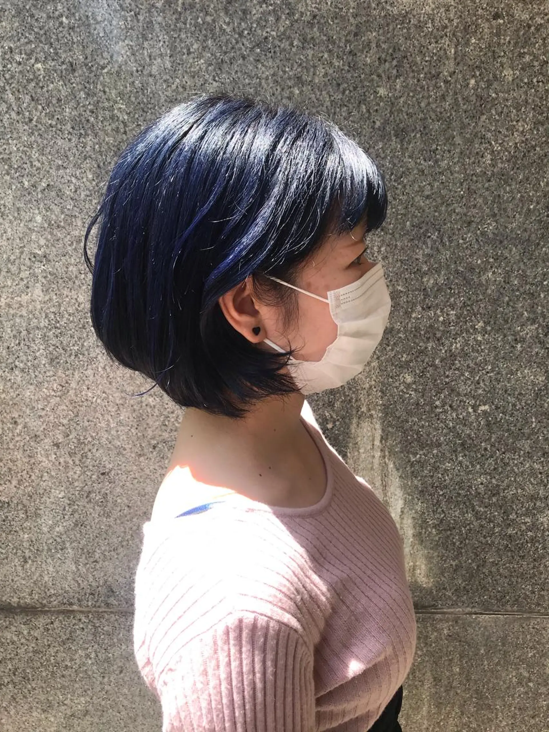 ショート カラー ブリーチ 透明感カラー ネイビーカラー Rondo岐阜公式/ 岐阜No.1髪質改善のヘアスタイル