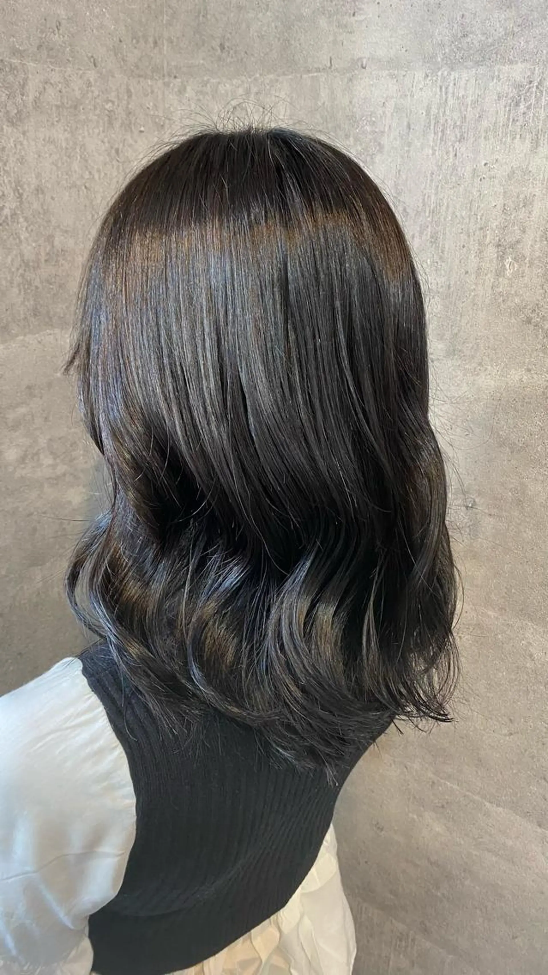ミディアム 疋田 翼のヘアスタイル