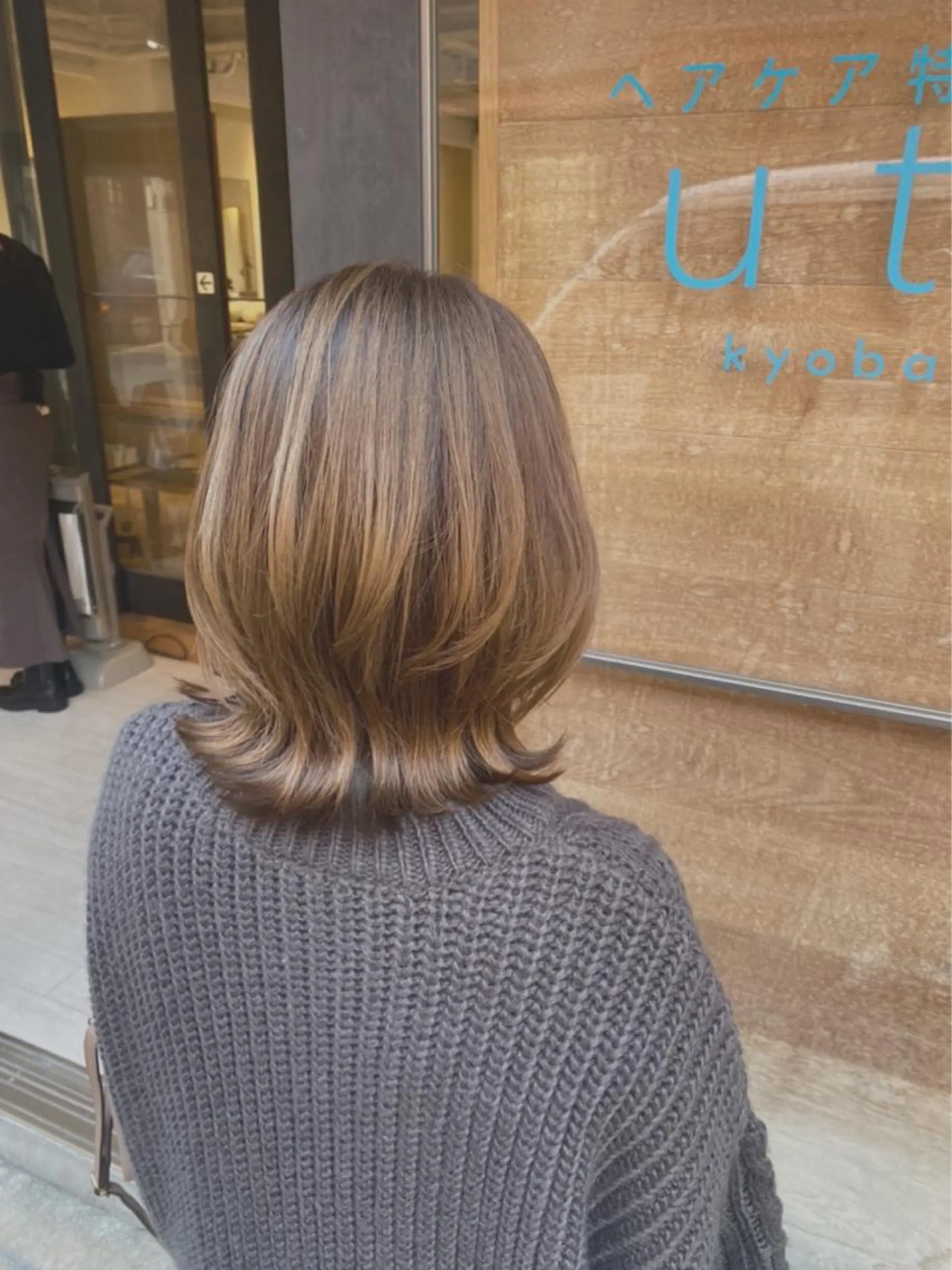 ミディアム カラー newi京橋 【sachi】のヘアスタイル