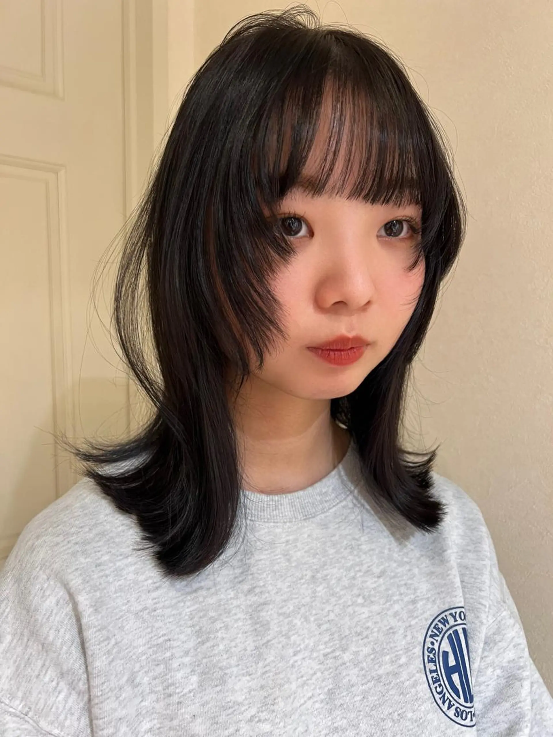 ミディアム カラー ヘアアレンジ ✨まとまるボブ/ 切りっぱなし/ユキナのヘアスタイル