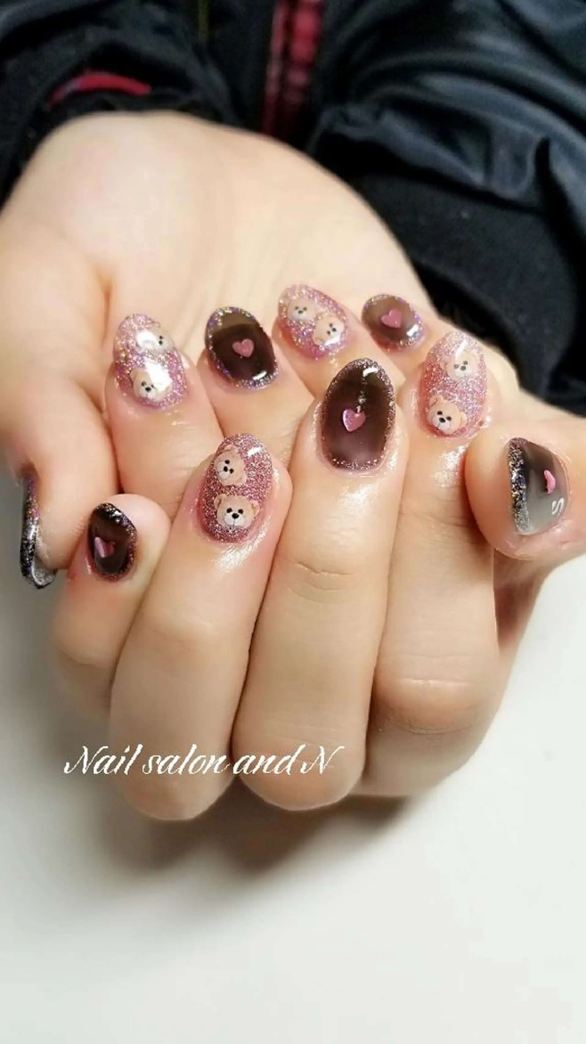 ネイル and Nのネイルデザイン