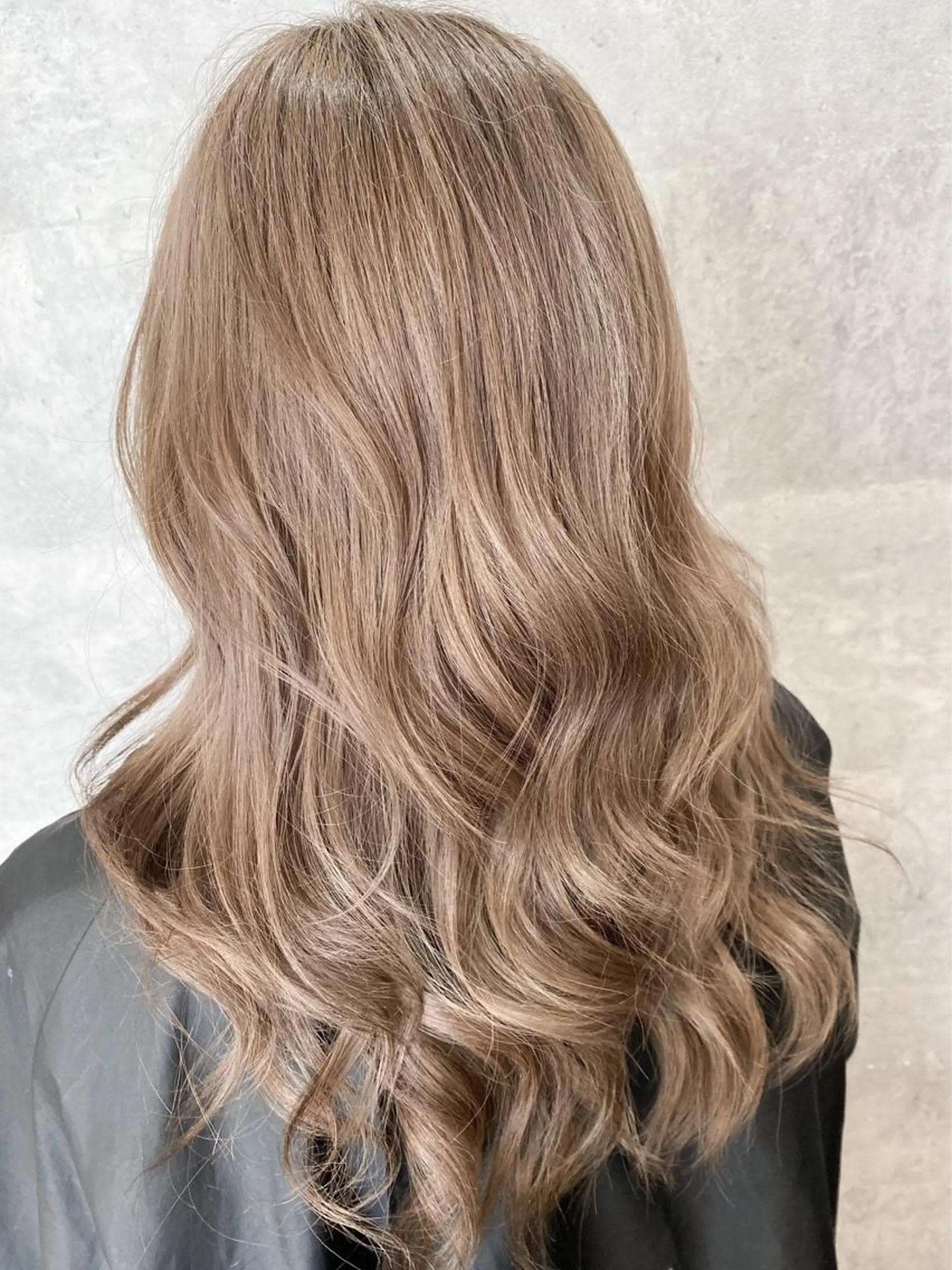 セミロング ヘアカラー トリートメント Bear(ベア)所属・KYOKO 【Bear】のヘアスタイル