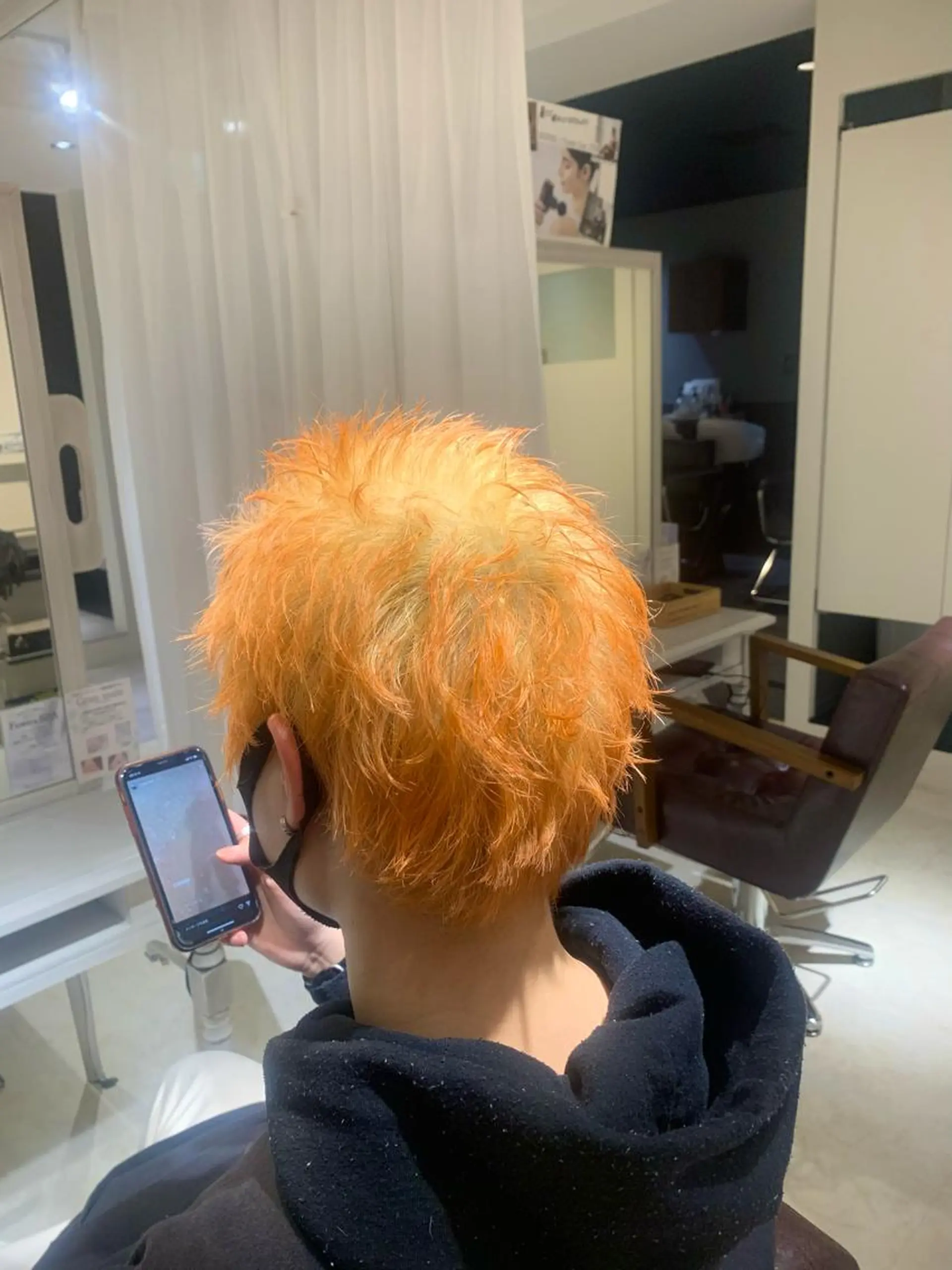 カラー メンズ メンズハイトーン ハイトーンカラー 縮毛矯正とレイヤー カット/杉村凜汰郎のヘアスタイル