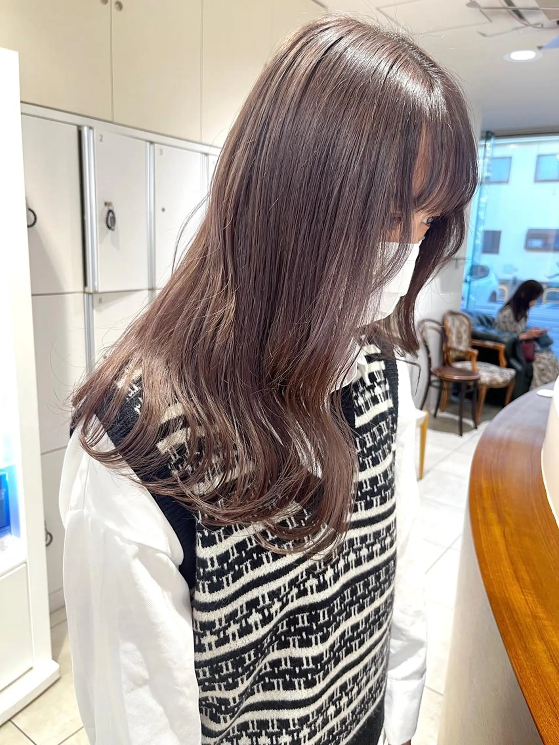 ロング カラー グレージュ 【カラーリスト】 Likka.のヘアスタイル