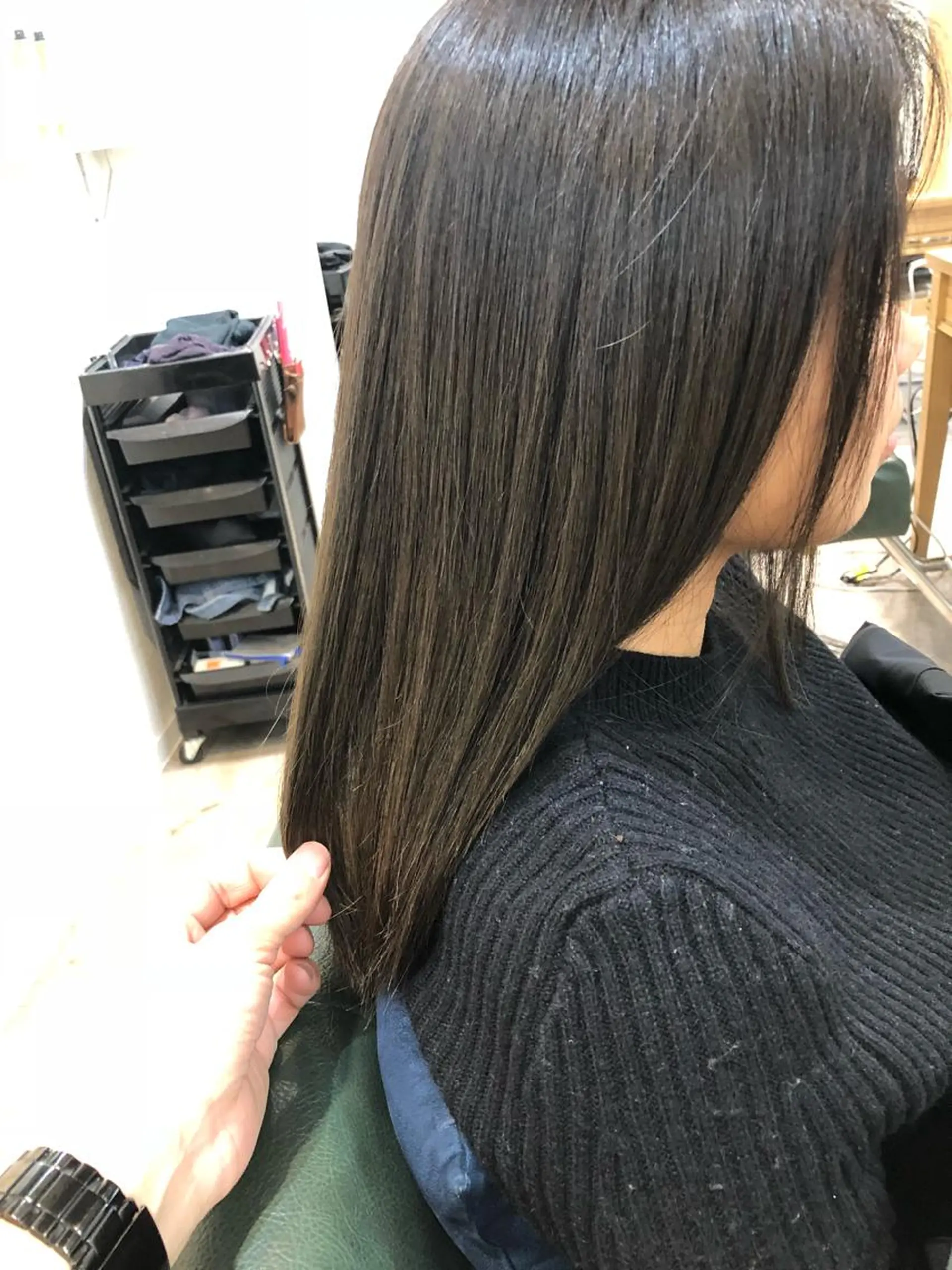 セミロング カラー 佐々木 政徳のヘアスタイル