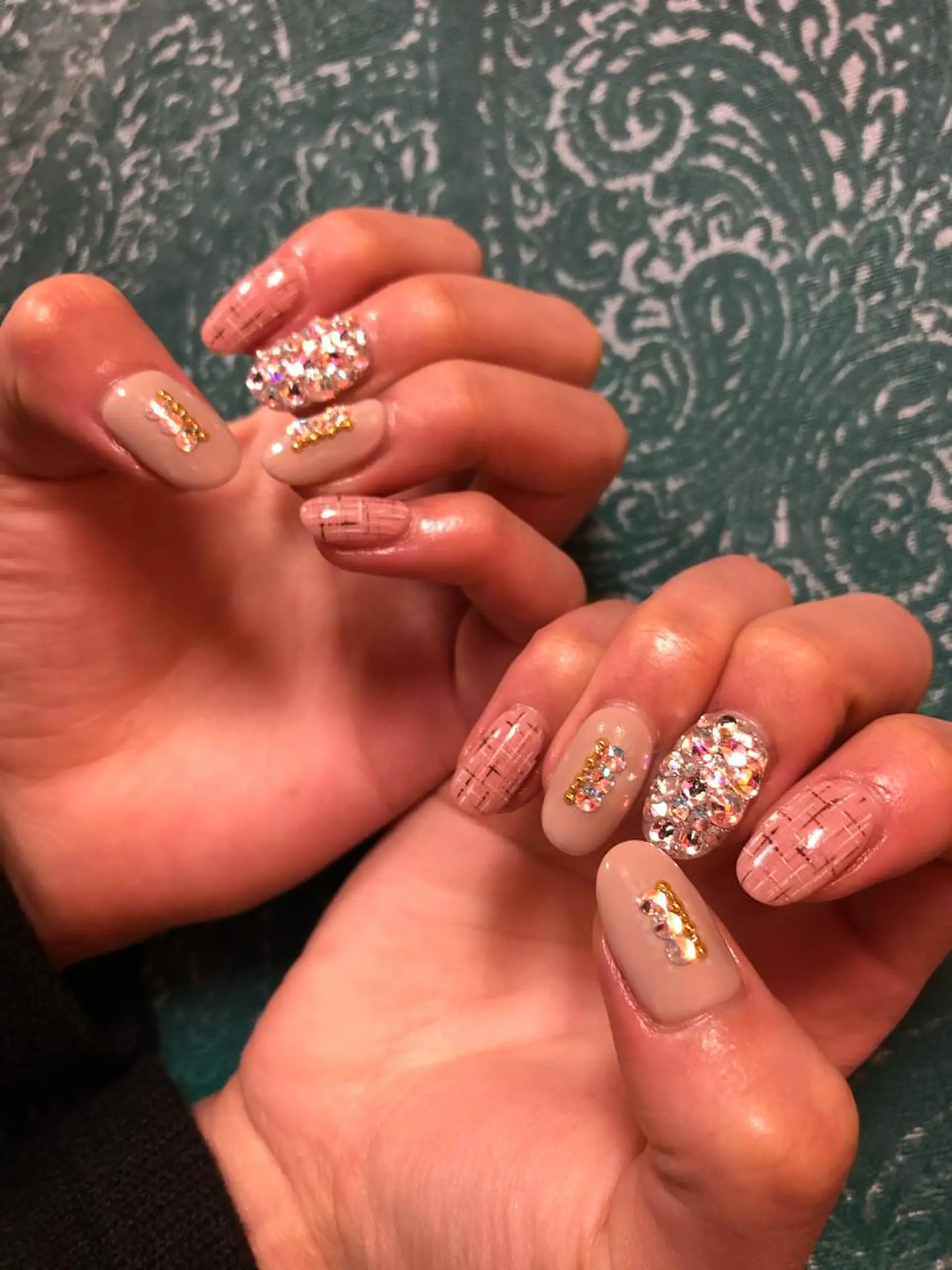 ネイル ハンドネイル OneOAK所属・石田 千尋のネイルデザイン