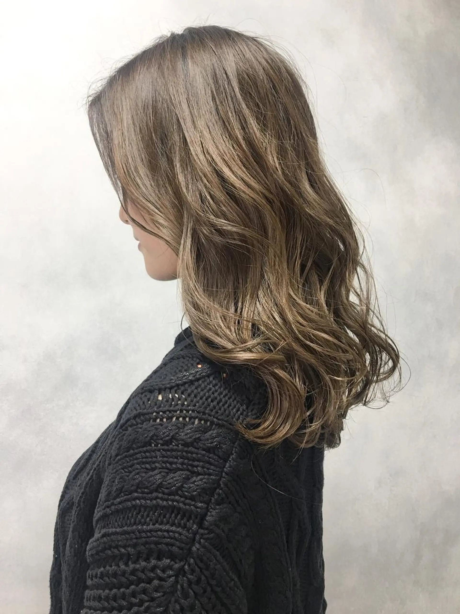 ロング 外国人風カラー ハイライト ヘアカラー トリートメント 小澤大輔 YOLO hairのヘアスタイル