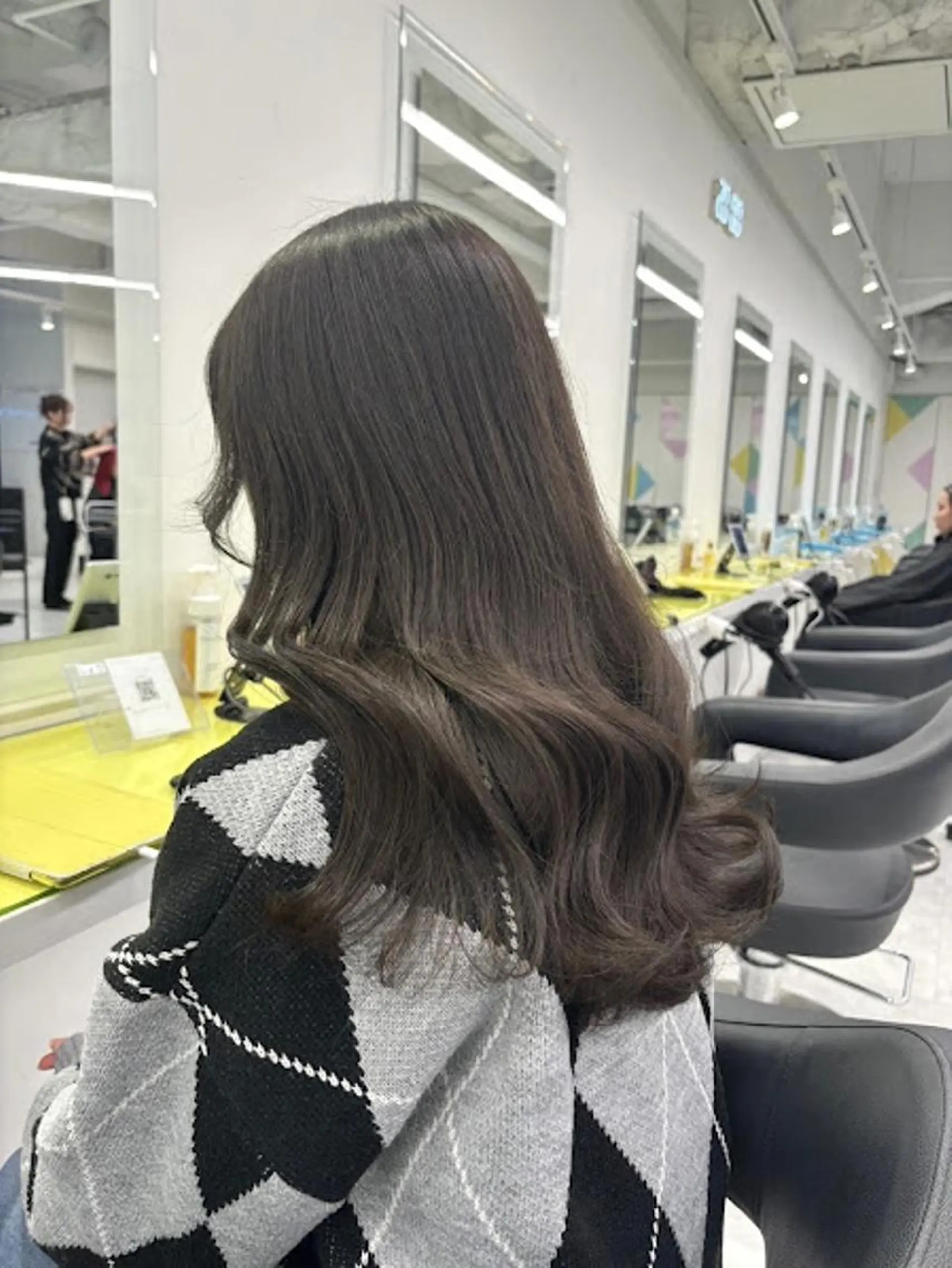 カラー 🪞SHE池袋 Official🪞のヘアスタイル