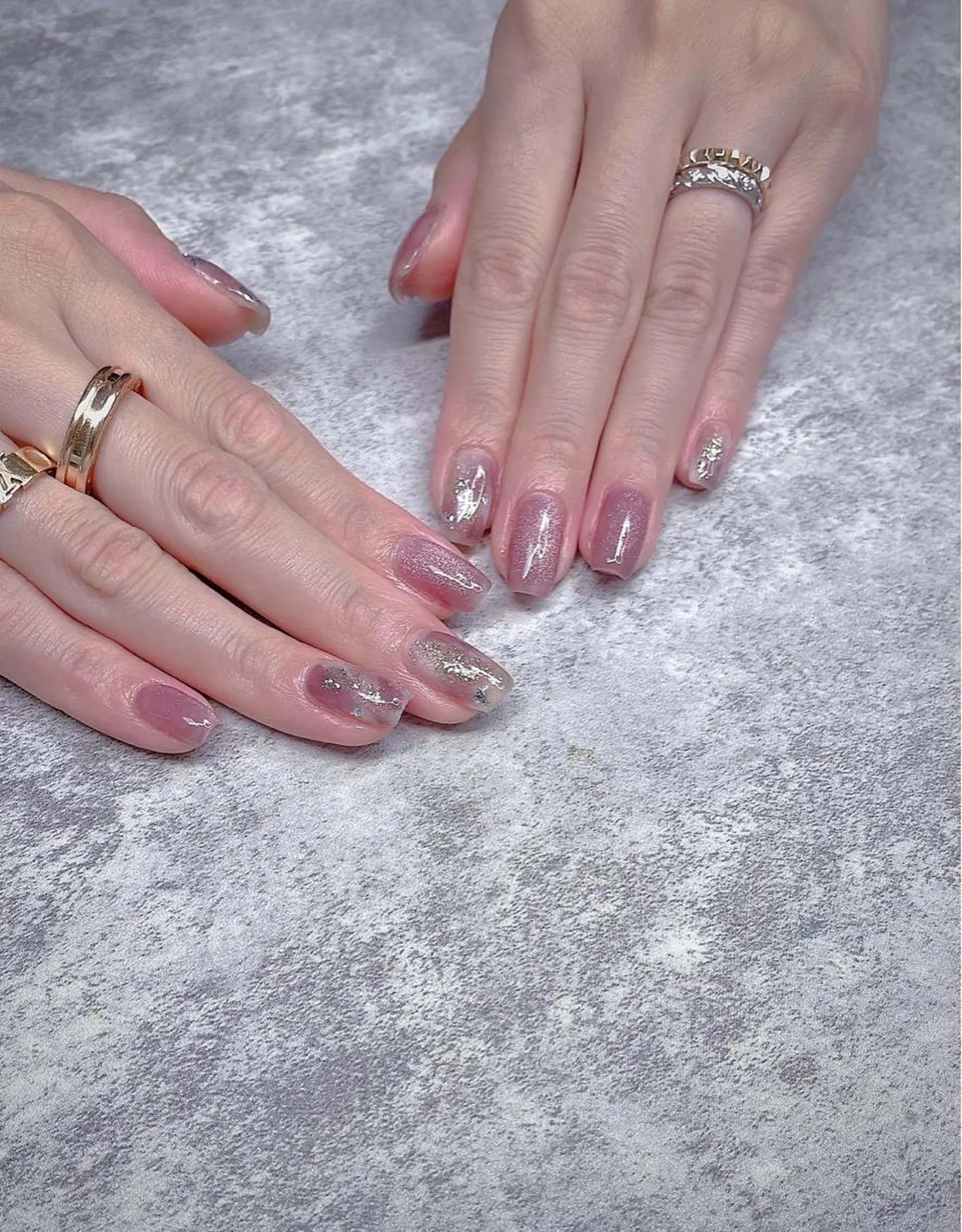 ミディアム 韓国風ヘア めぐみのネイルサロン スタッフ練習のネイルデザイン