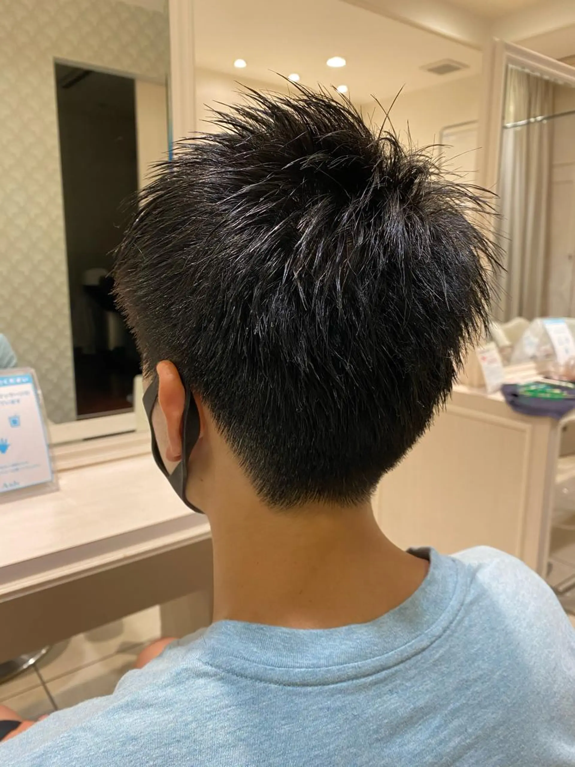 ショート 白髪ぼかしデザイン ハイライト/宮本純登のヘアスタイル