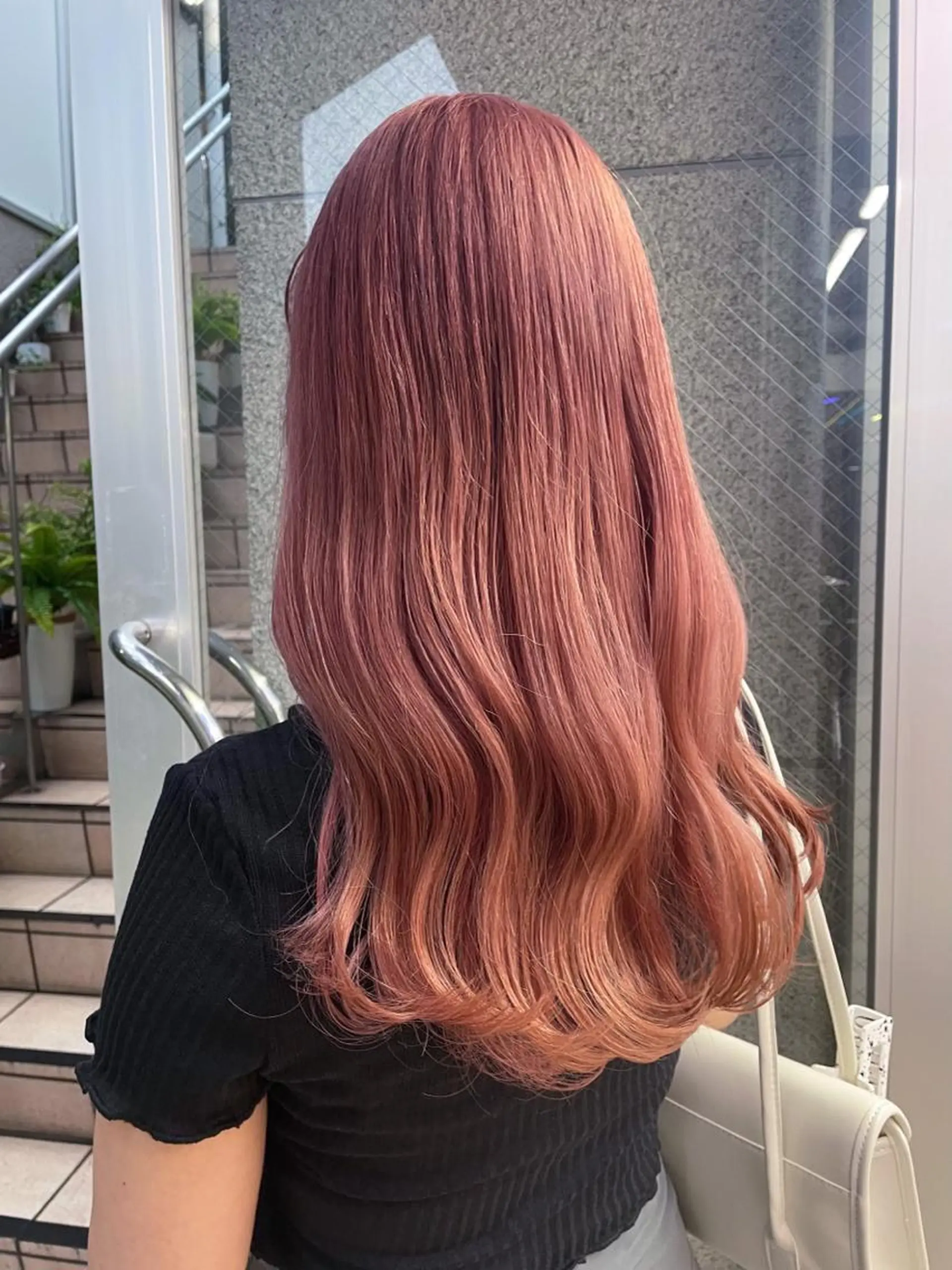 ロング カラー ザクザクレイヤー 🍀/ブリーチ/小田のヘアスタイル