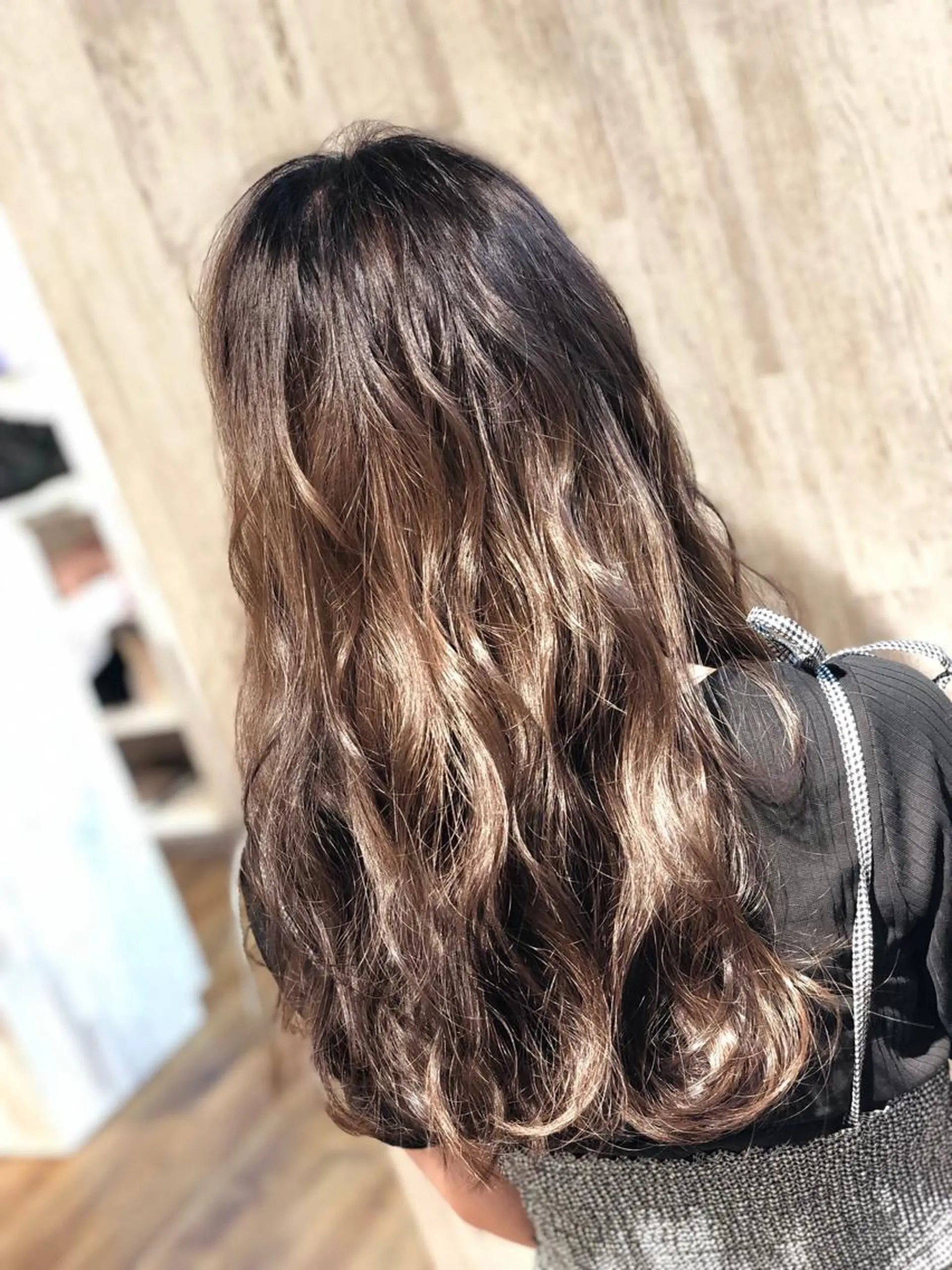 ロング 大場 優のヘアスタイル