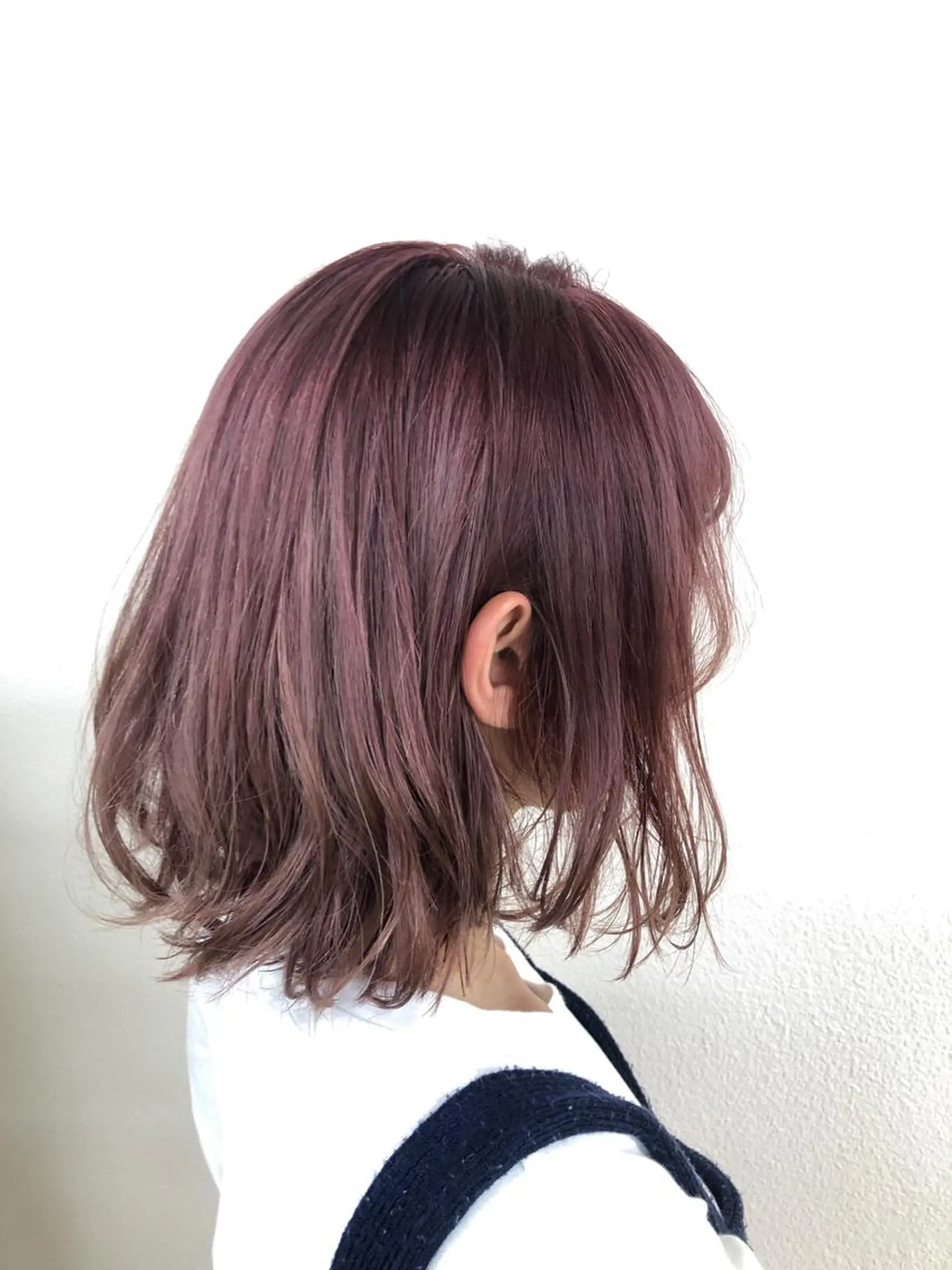 ミディアム カラー ピンクカラー 韓国艶カラー🇰🇷 DISCO💙のヘアスタイル