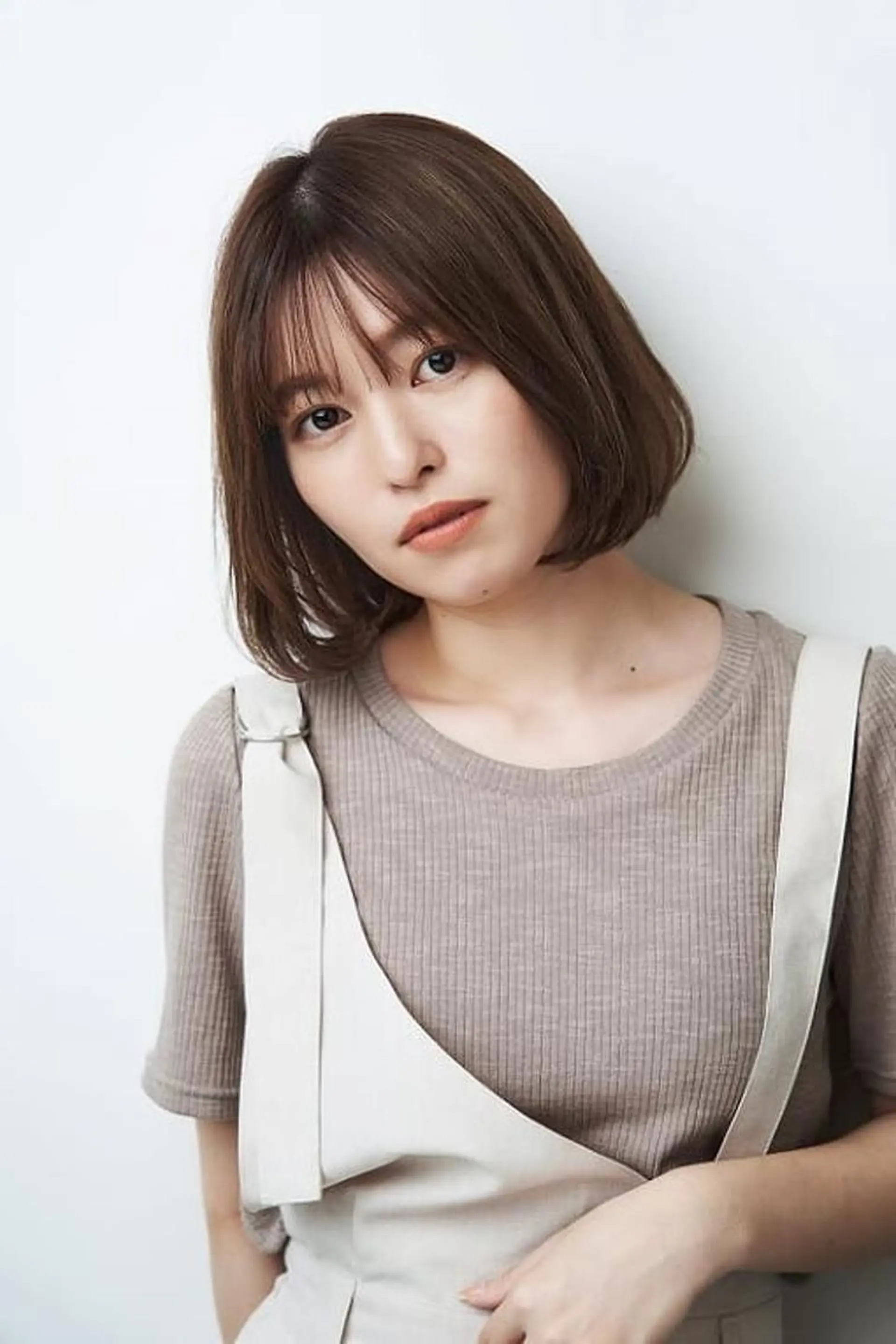 ミディアム 🎨インナーカラー が得意👍新垣⚜️のヘアスタイル