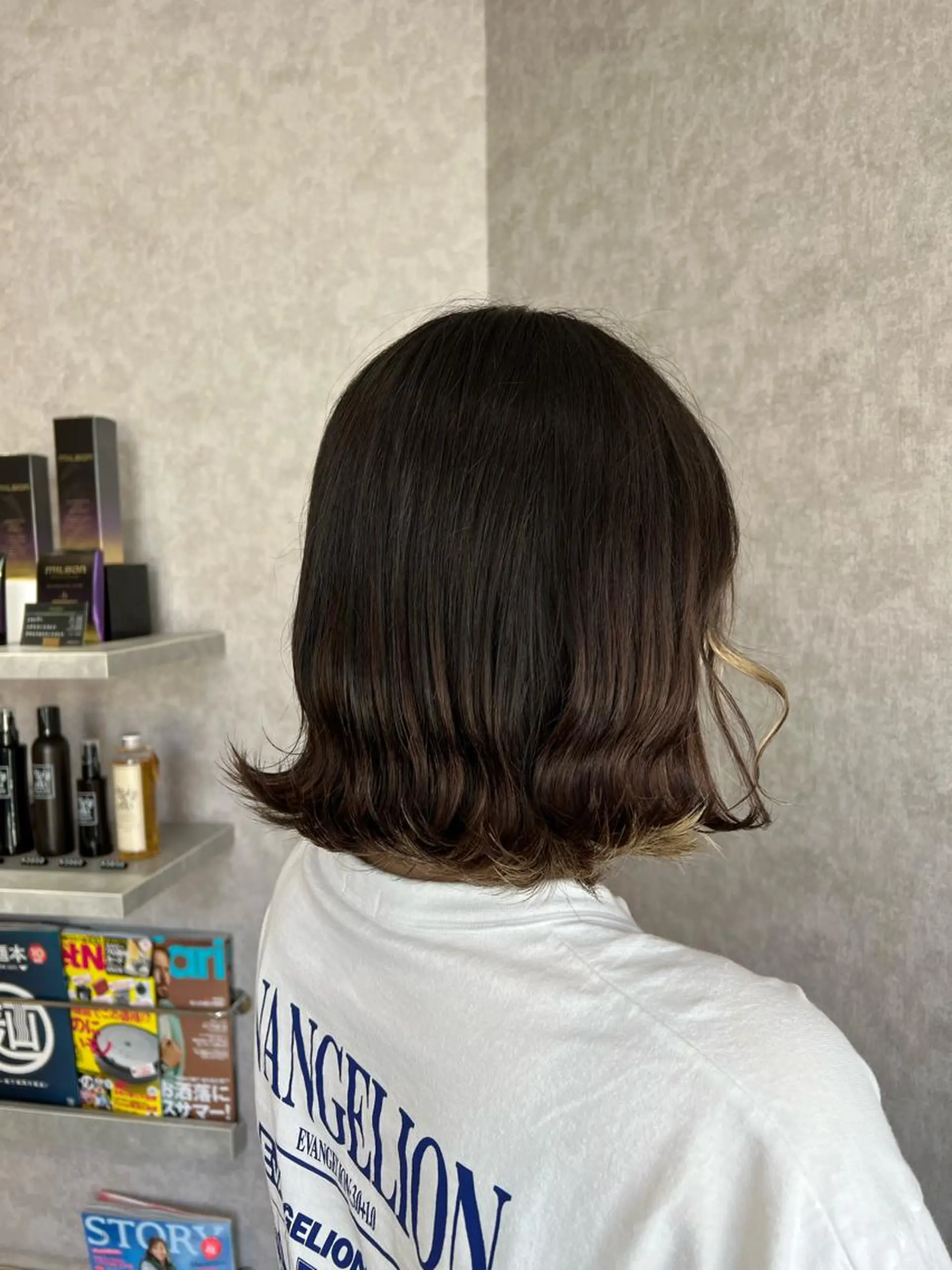 ショート Rio/ヘアセット/ ハイトーンカラーのヘアスタイル