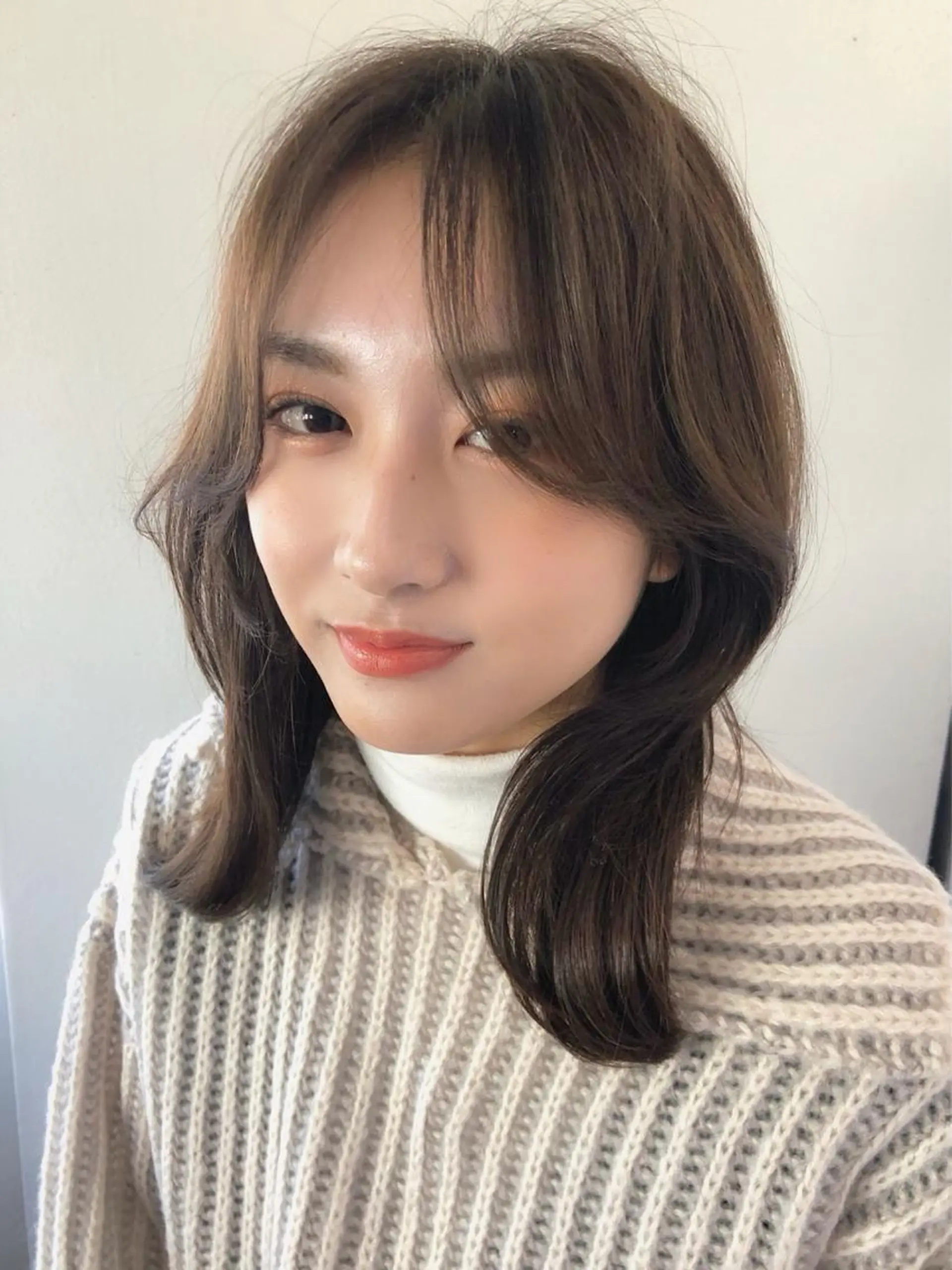 セミロング カラー ヘアカラー トリートメント トレンドヘア🌿 chinariのヘアスタイル