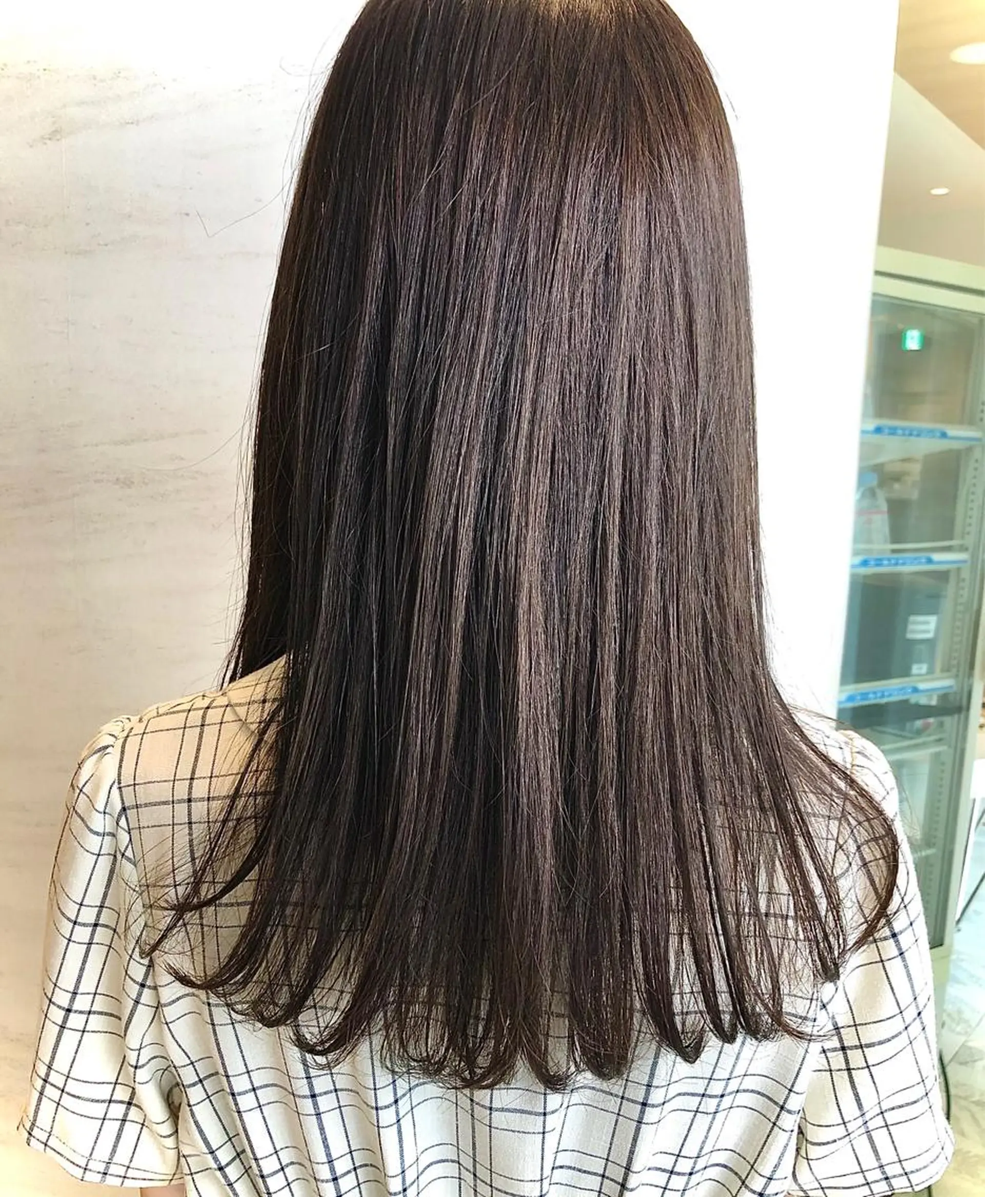 ミディアム カラー カット トリートメント 似合わせカット unix 藤田 学のヘアスタイル