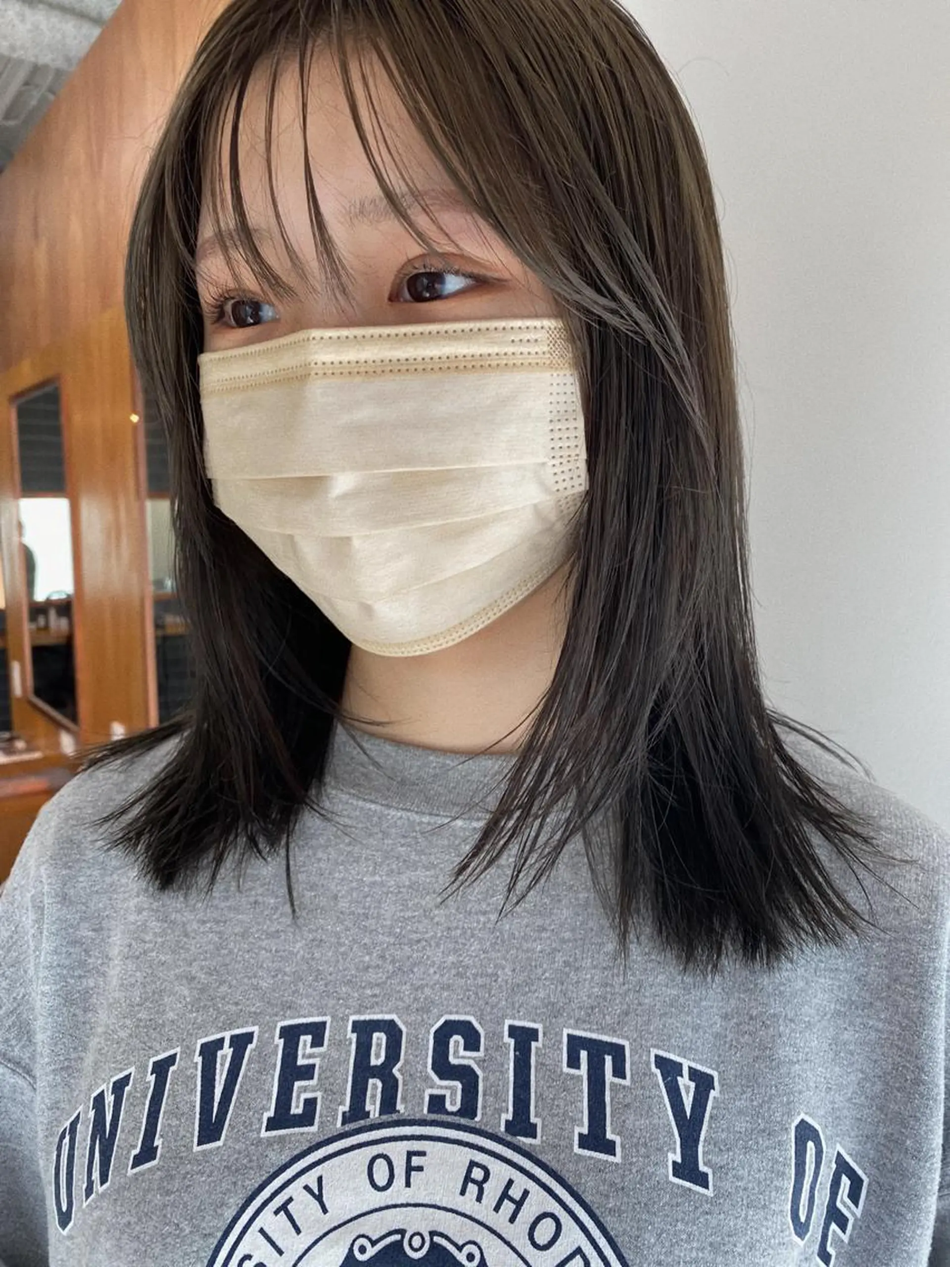 ミディアム カラー ブリーチ 透明感カラー 砂原 ひよりのヘアスタイル