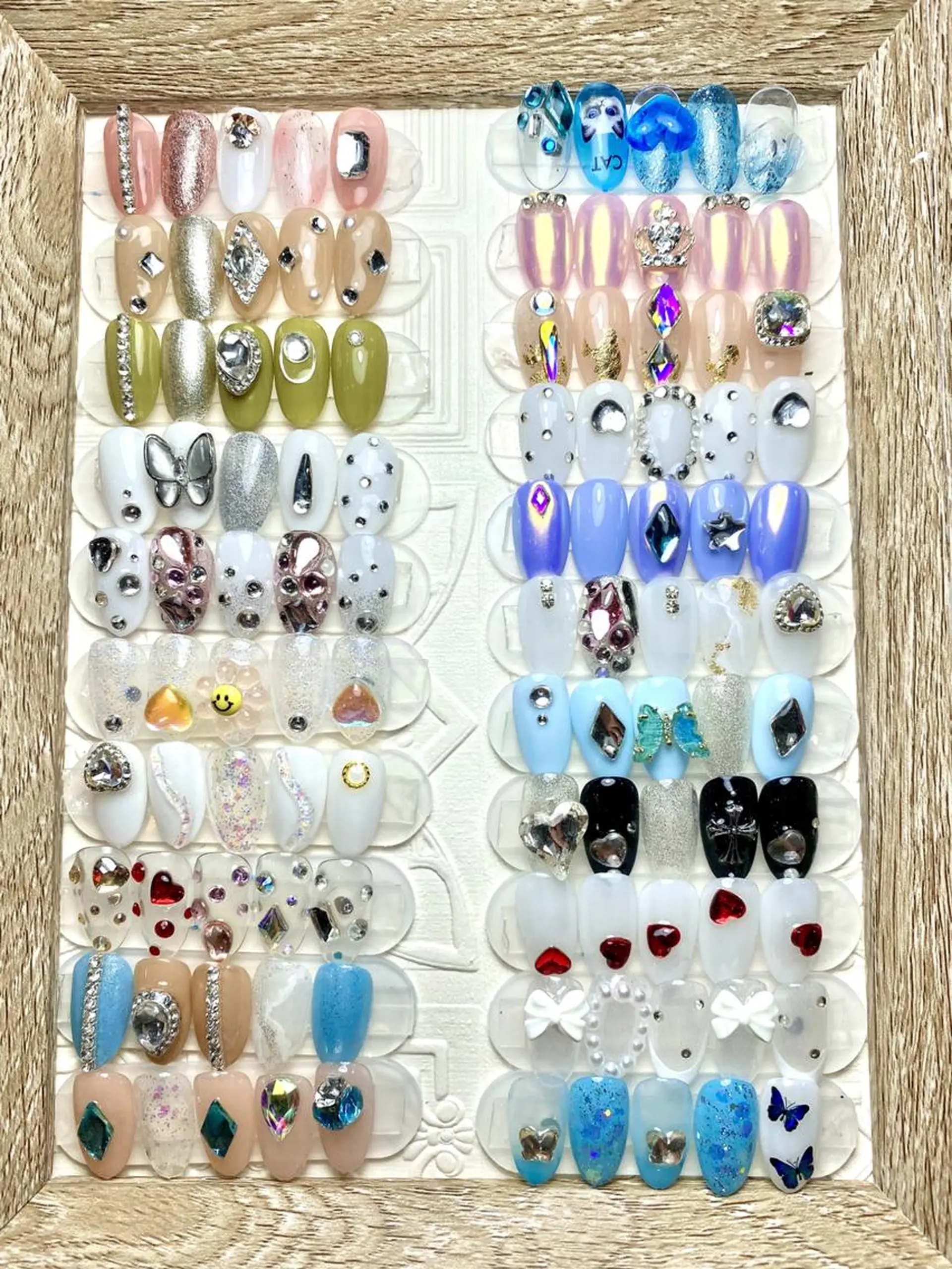 ネイル キラキラネイル 🎀 moo～ 🎀のネイルデザイン