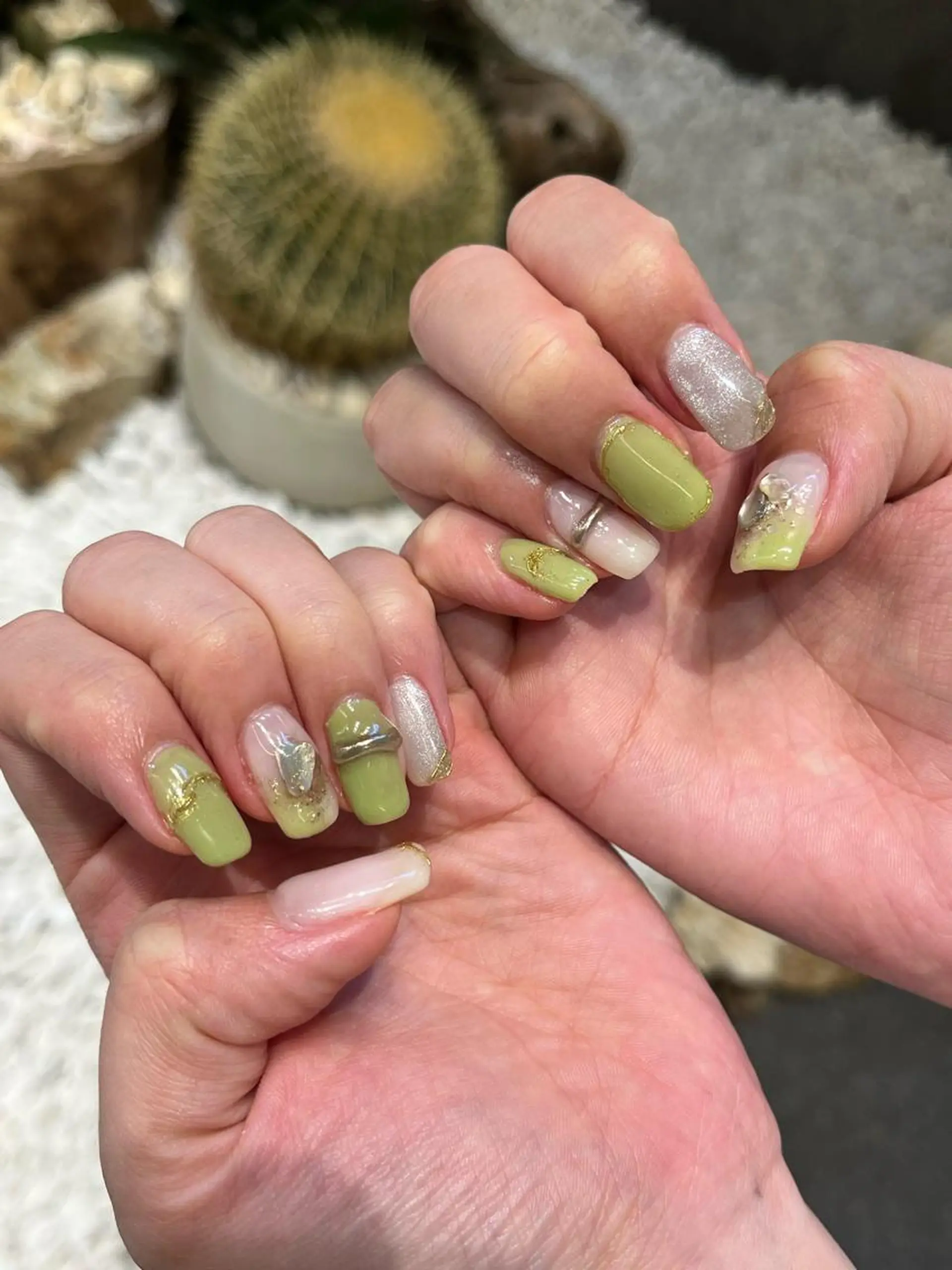 ネイル ニュアンスネイル ハンドネイル ∴Sanae. ∴ トータルビューティーのマツエク・マツパデザイン