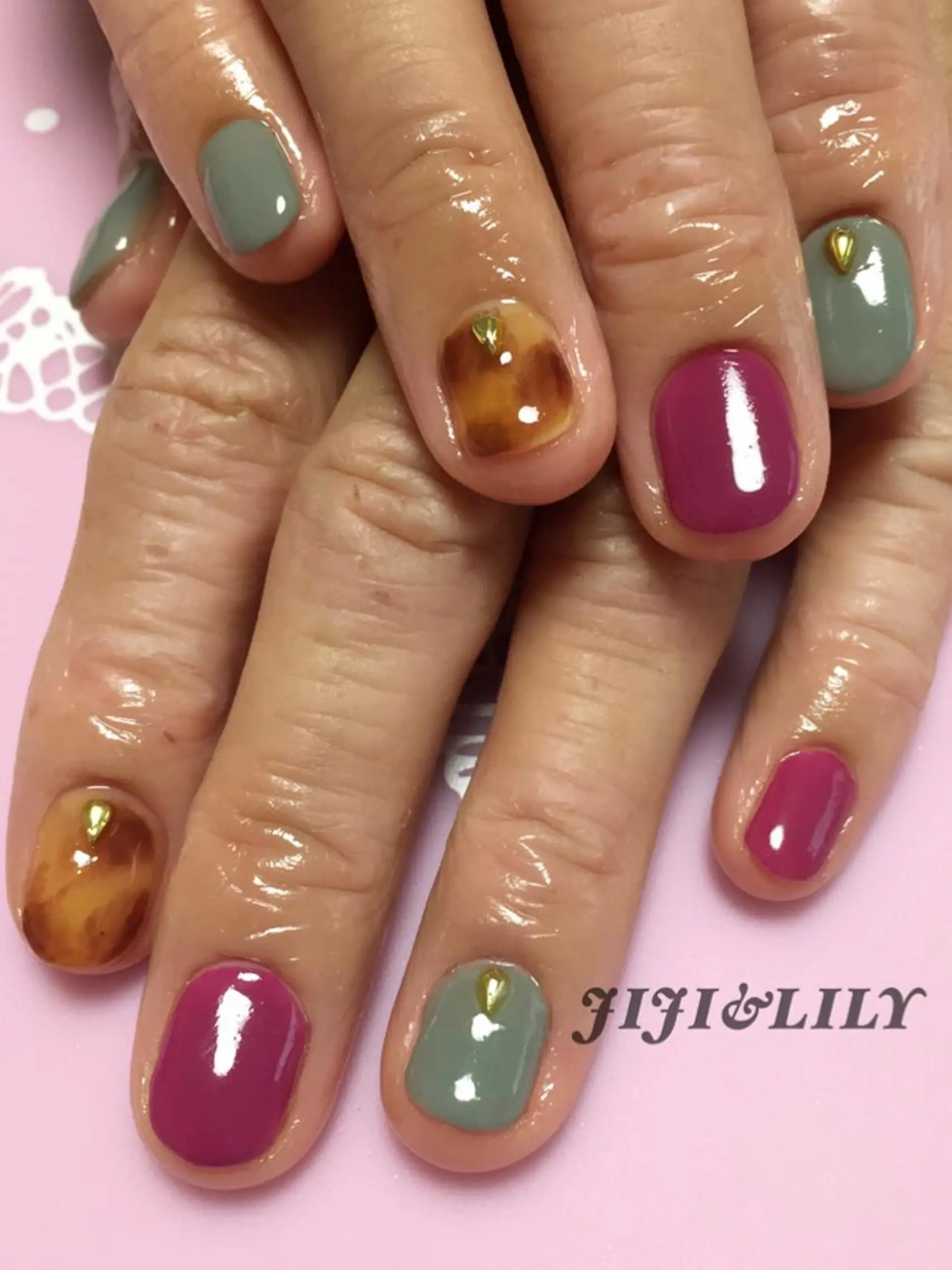 ネイル べっ甲ネイル ワンカラーネイル 豊田 圭子のネイルデザイン