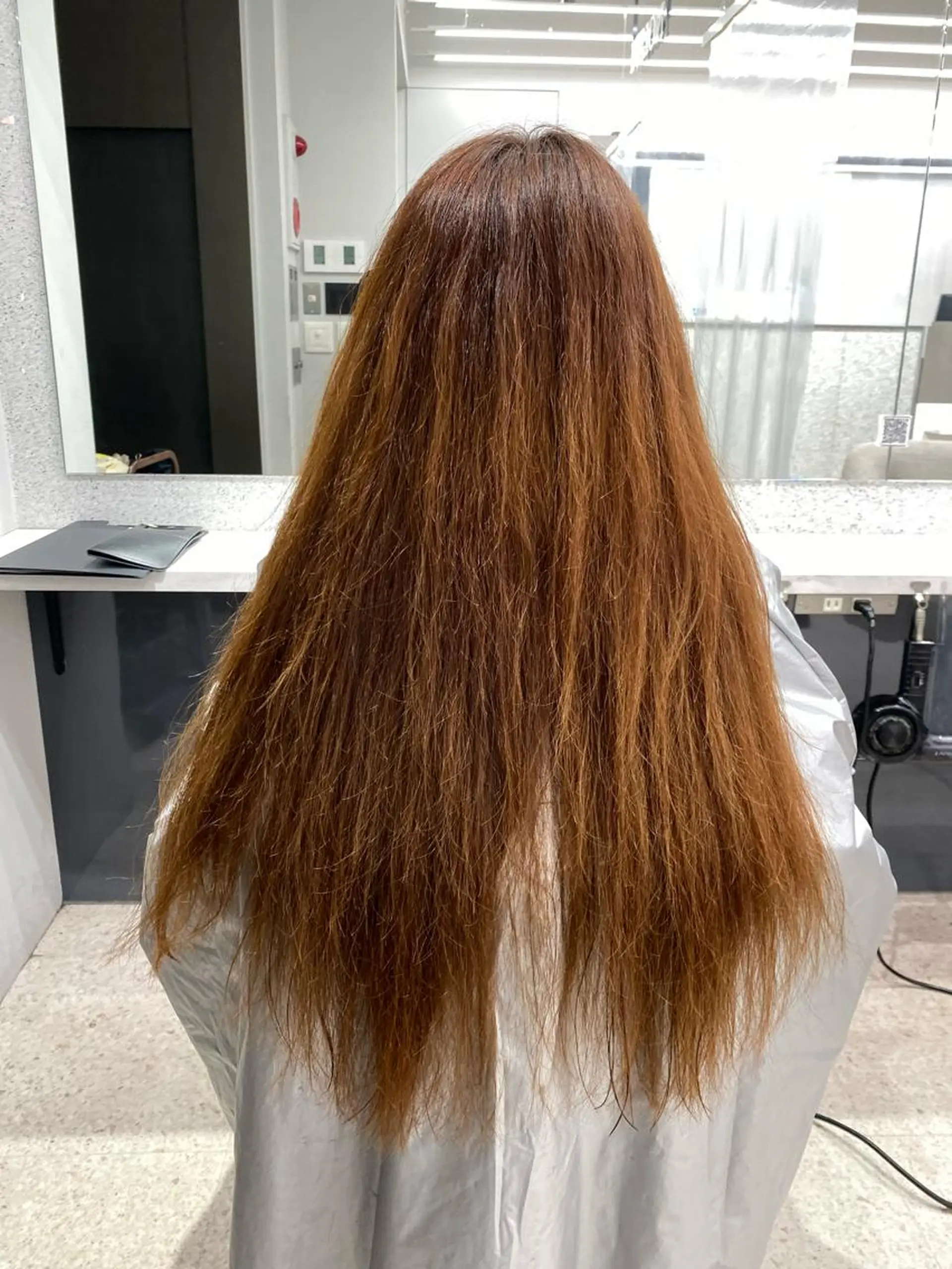 セミロング レイヤーカット/ 髪質改善/羽柴りくのヘアスタイル