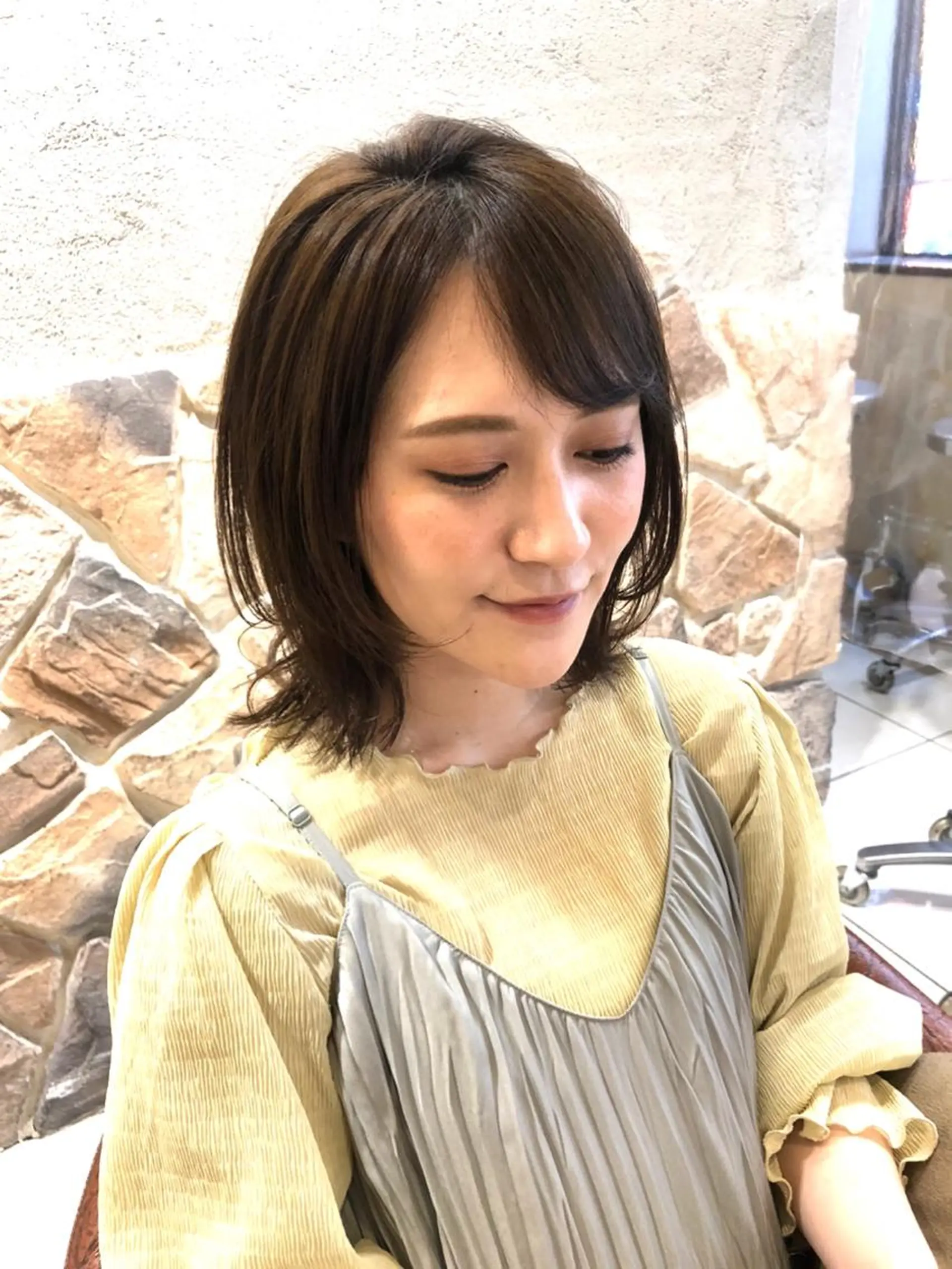 ミディアム カット 【ディレクター 🧸🤍田澤　唯那】のヘアスタイル