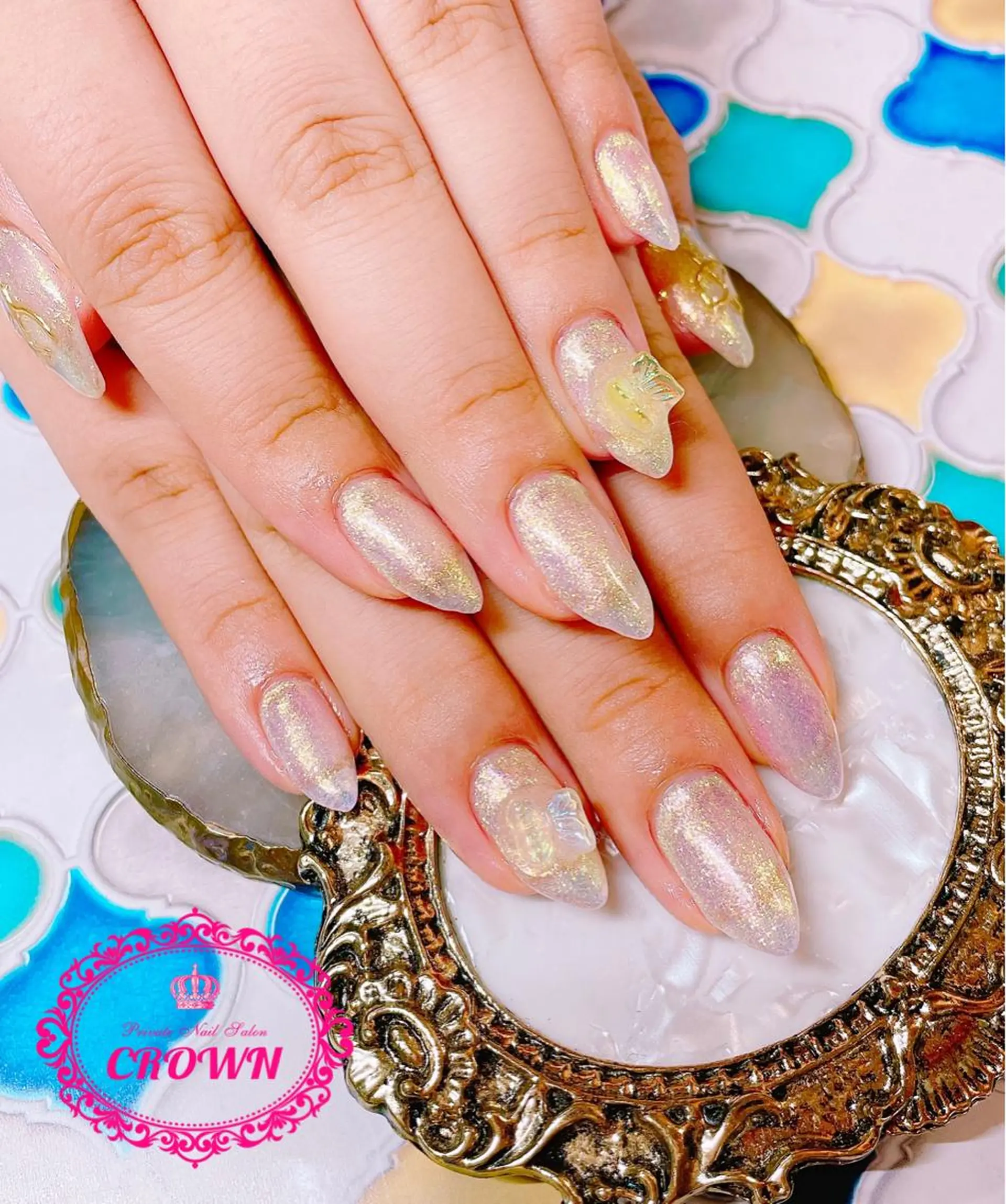ネイル CROWN プライベートサロンのネイルデザイン