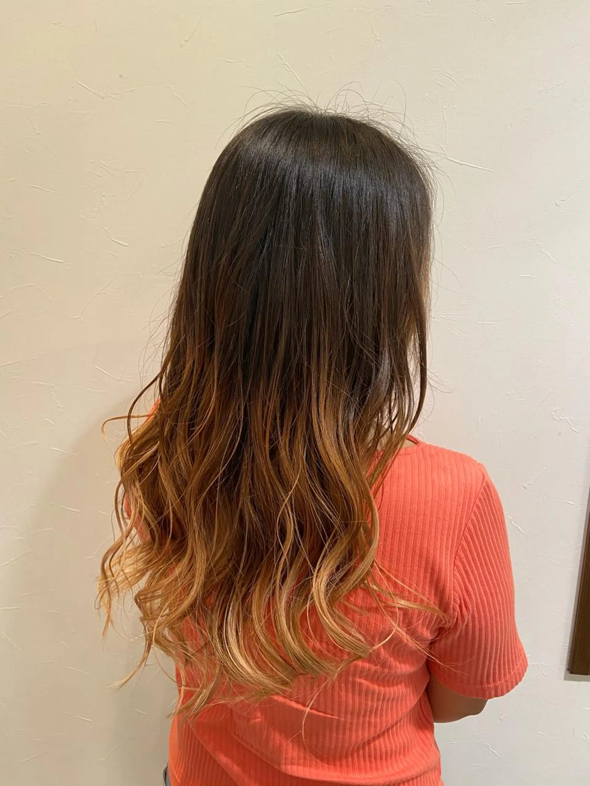 ロング カット Total beauty Noalo所属・Total beau ty  Noaloのエステ・リラクイメージ