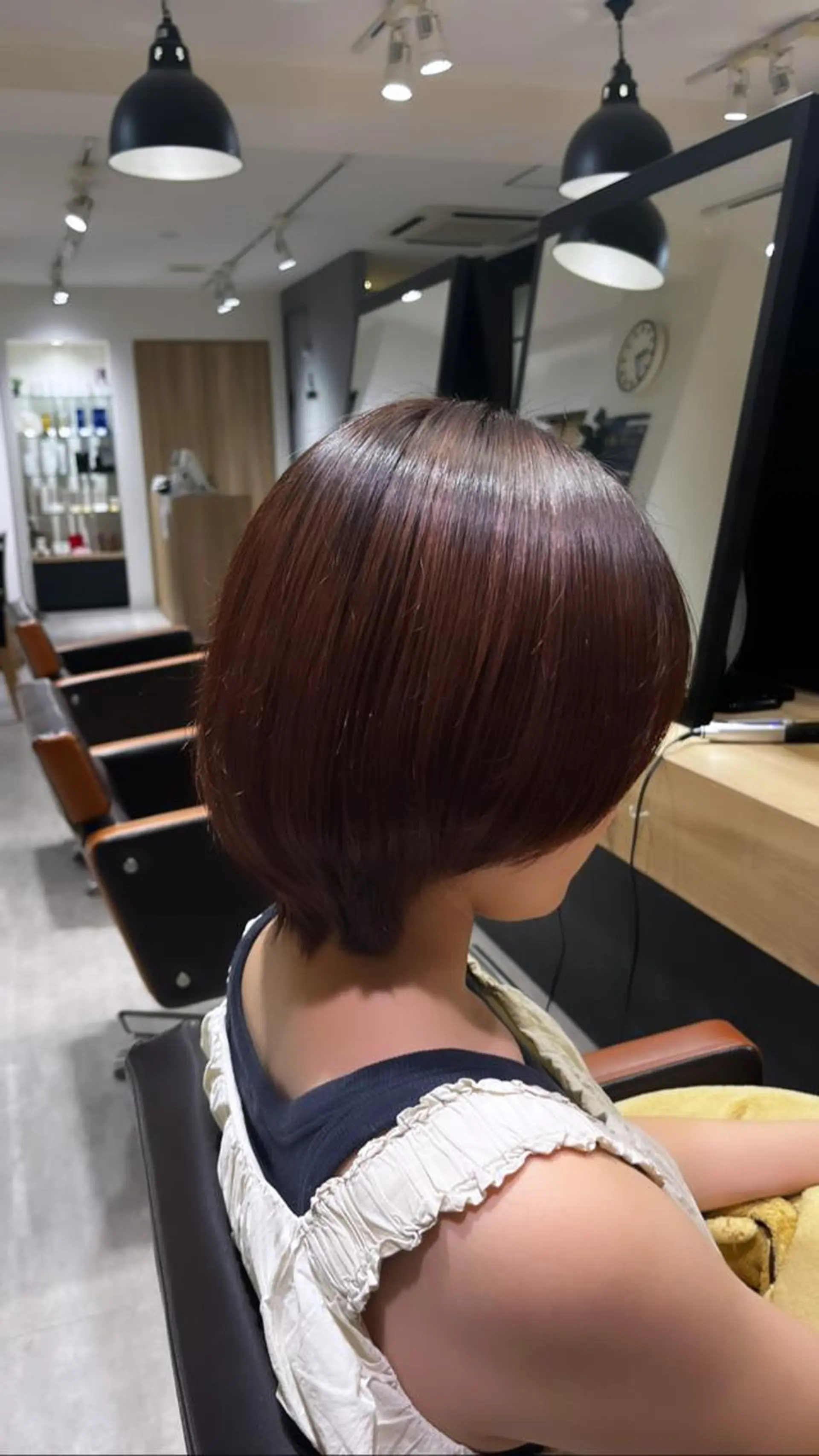 ショート カラー ブラウンカラー ピンクカラー ピンクブラウン 鈴木 ほのかのヘアスタイル