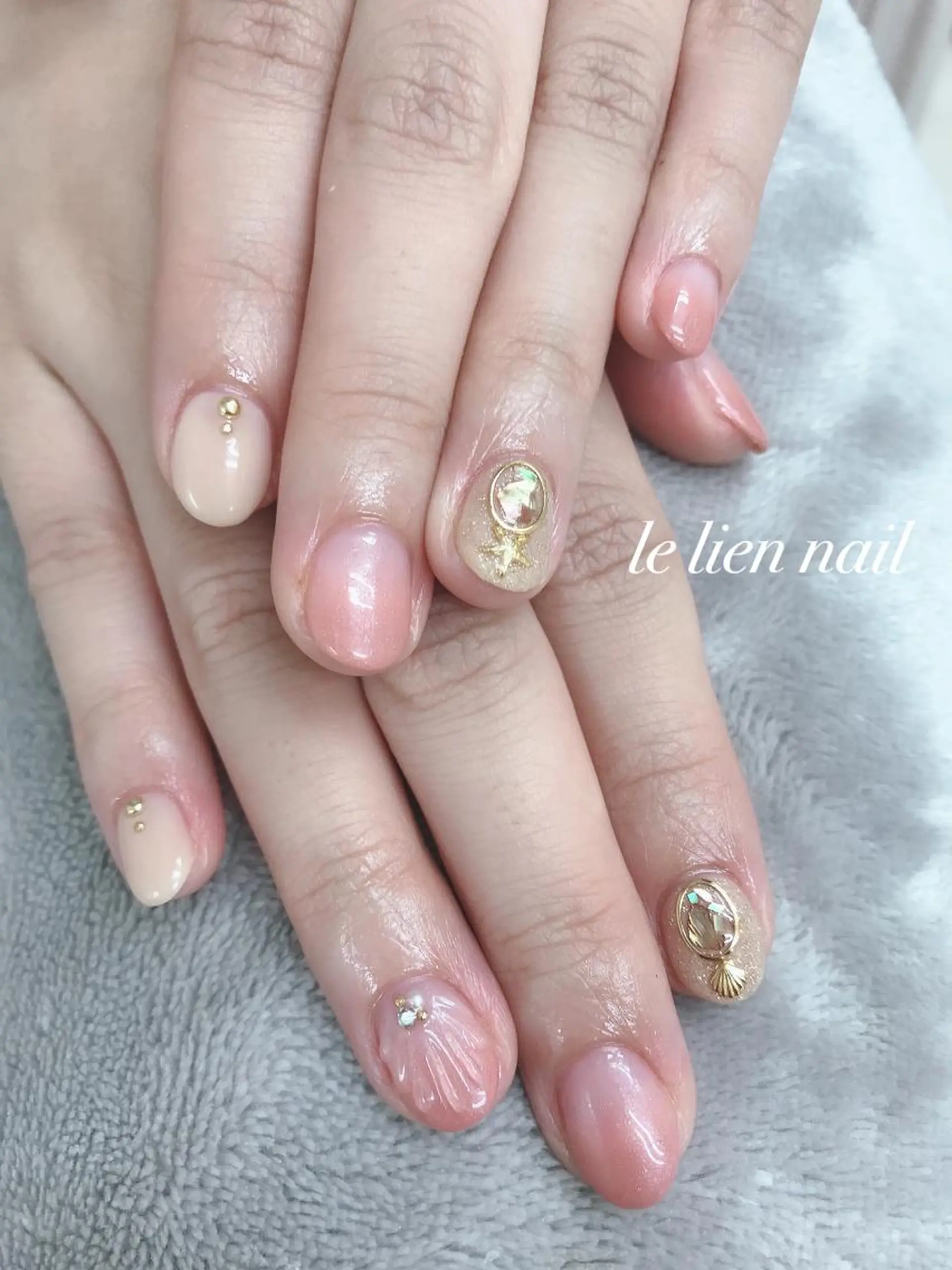ショート le lien nailのネイルデザイン