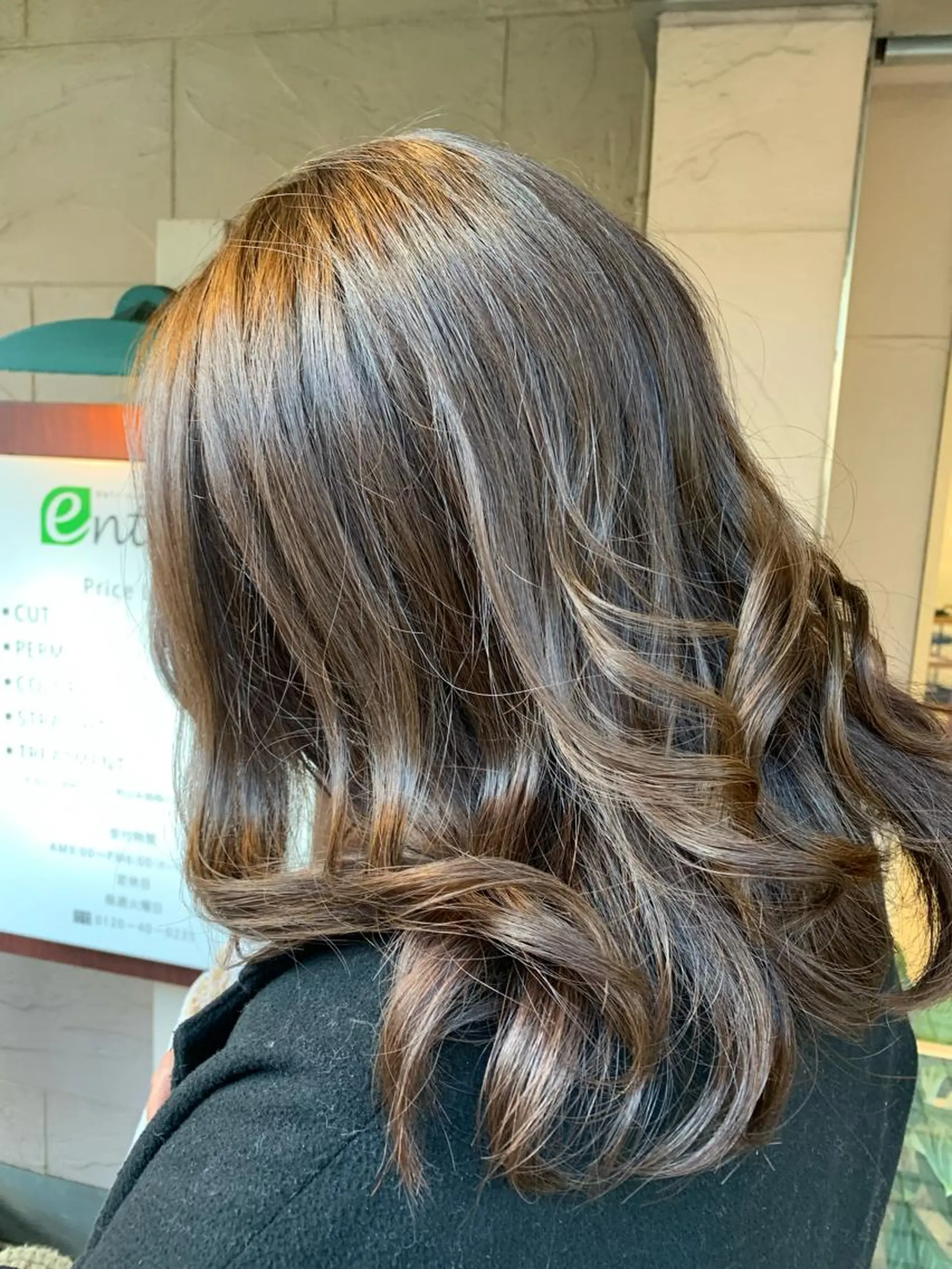 ミディアム ヘアカラー トリートメント ヒロタ ハルヒ🦁のヘアスタイル