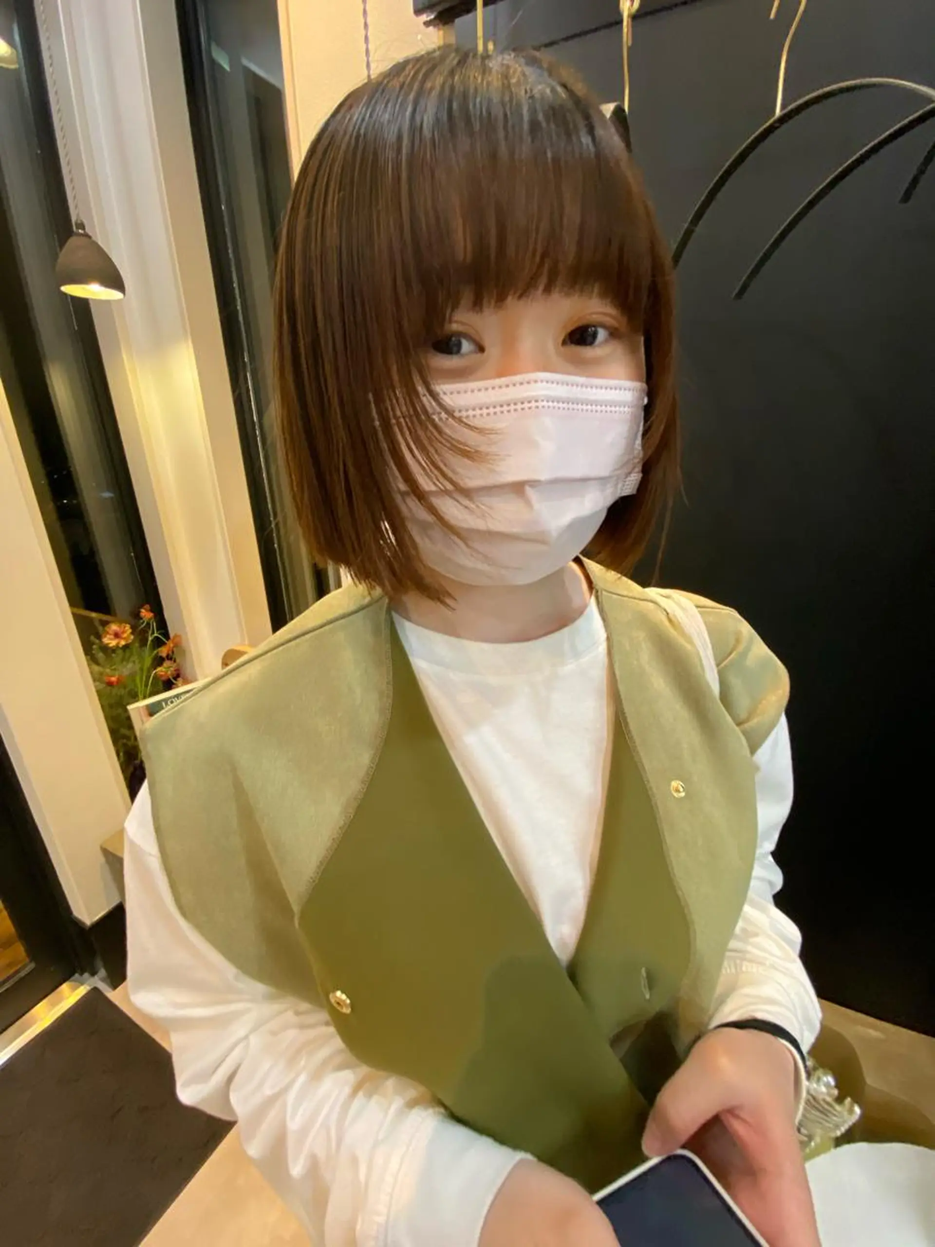 ショート カラー 顔周りカット ダウンパーマ 【sity.ザイク】のヘアスタイル