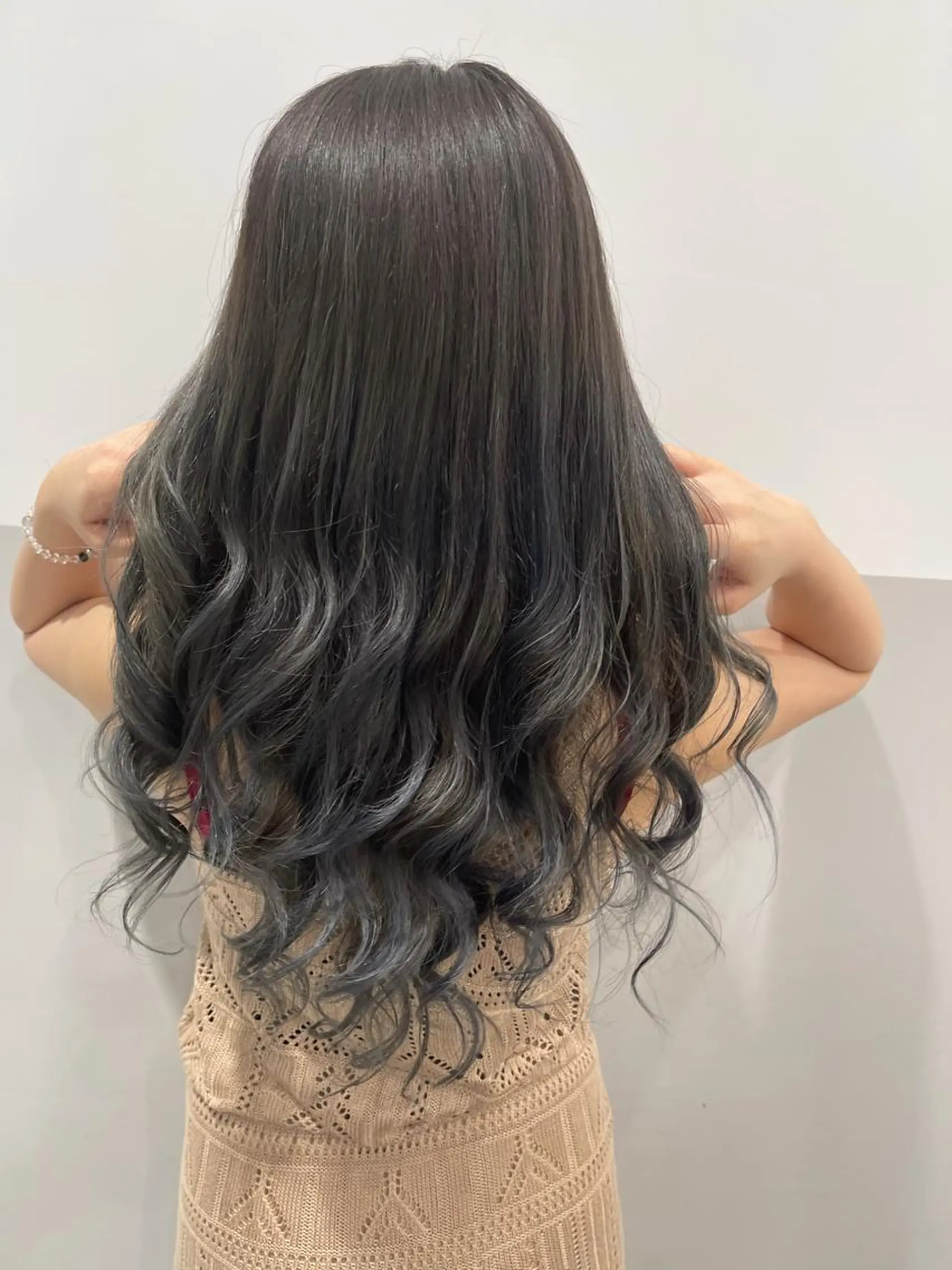 ロング EARTH  紫竹山 🦋本間未来🦋のヘアスタイル