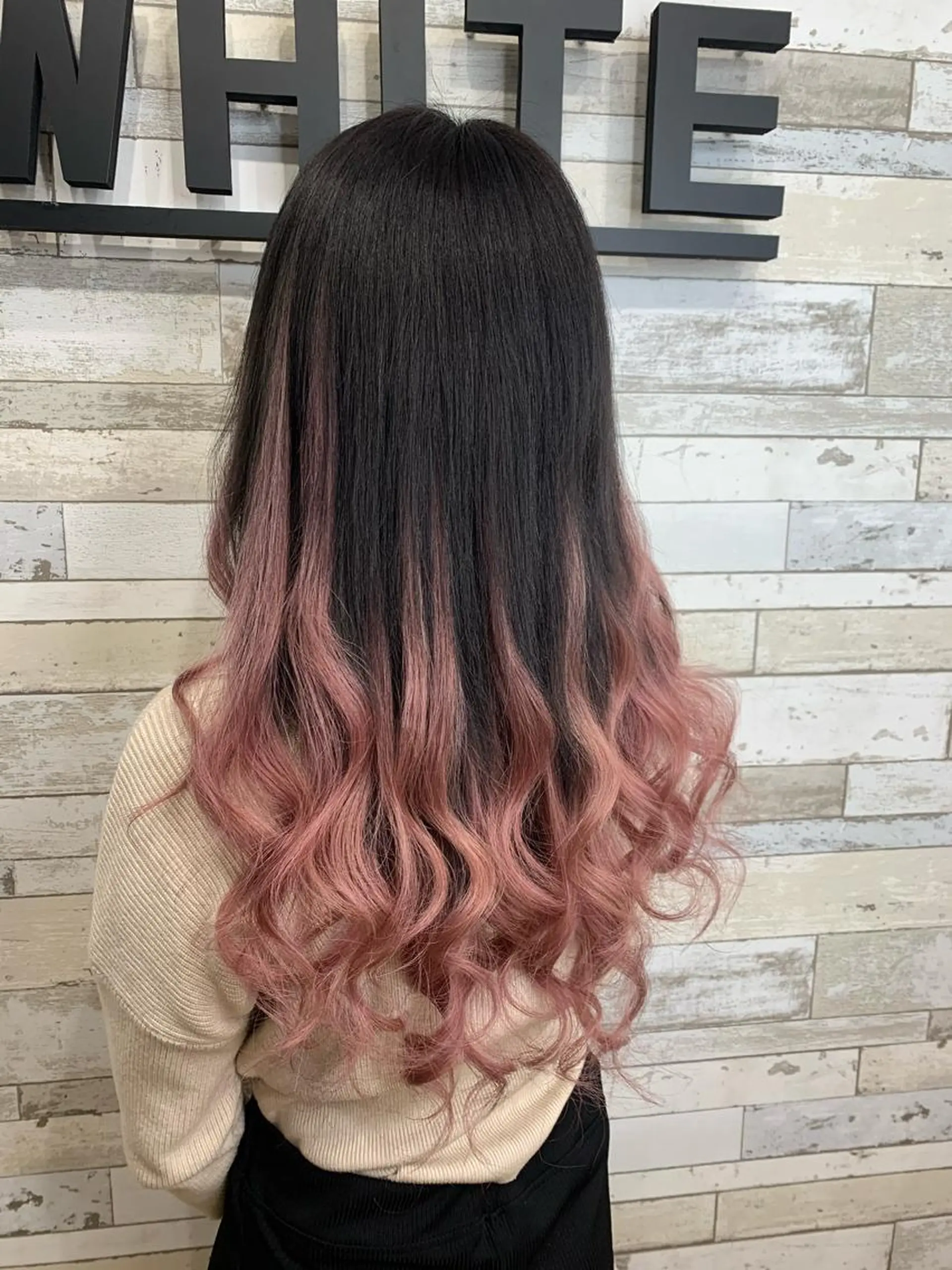 ロング ハイトーン✨艶髪💘 💘 AYANO💘のヘアスタイル