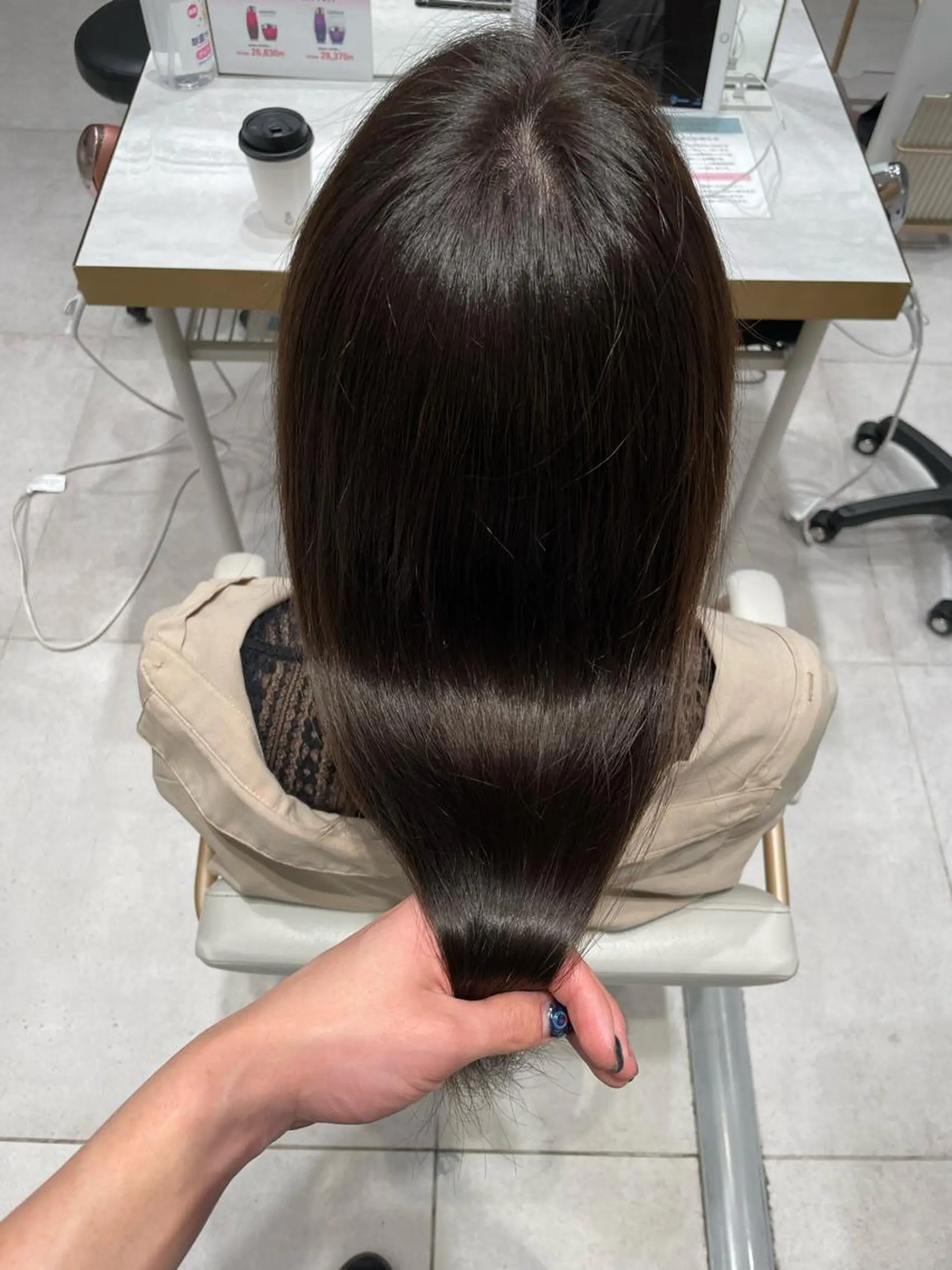 カラー レイヤー/顔周り /透明感/TAKUのヘアスタイル