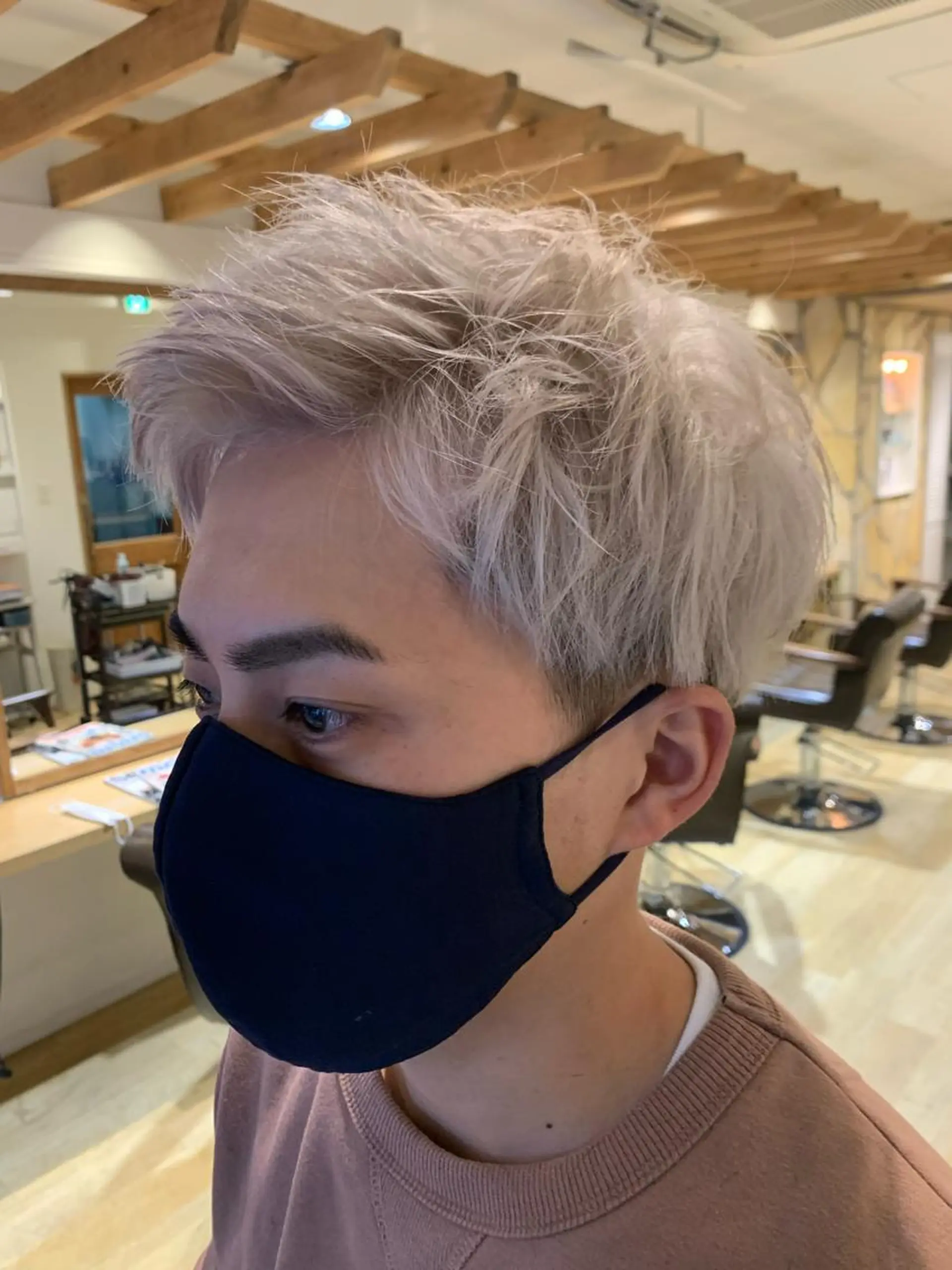 ショート ヘアカラー トリートメント 渋谷ハイトーン/ デザインカラー阿部のヘアスタイル