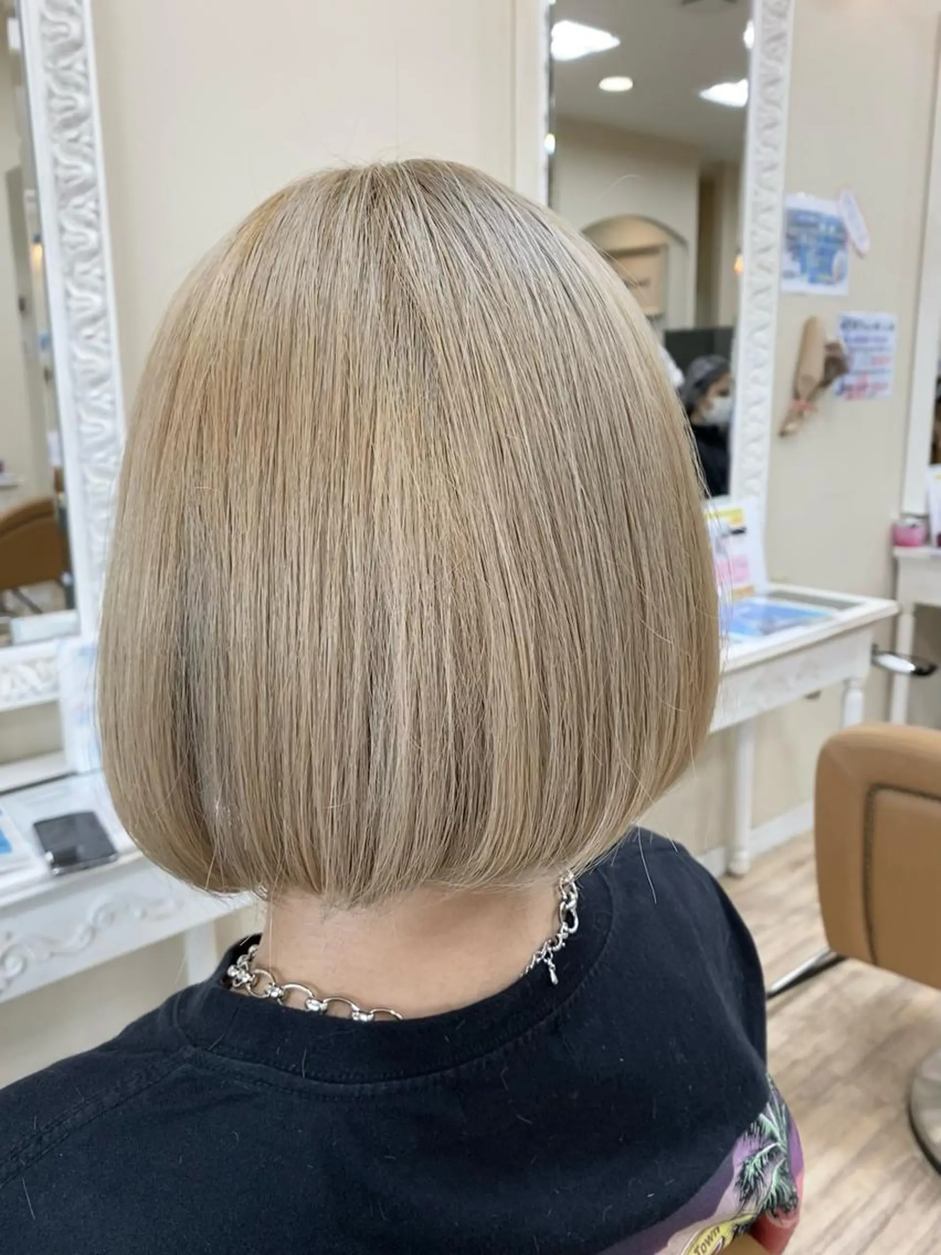 カラー SALOWIN栄 高須大貴のヘアスタイル