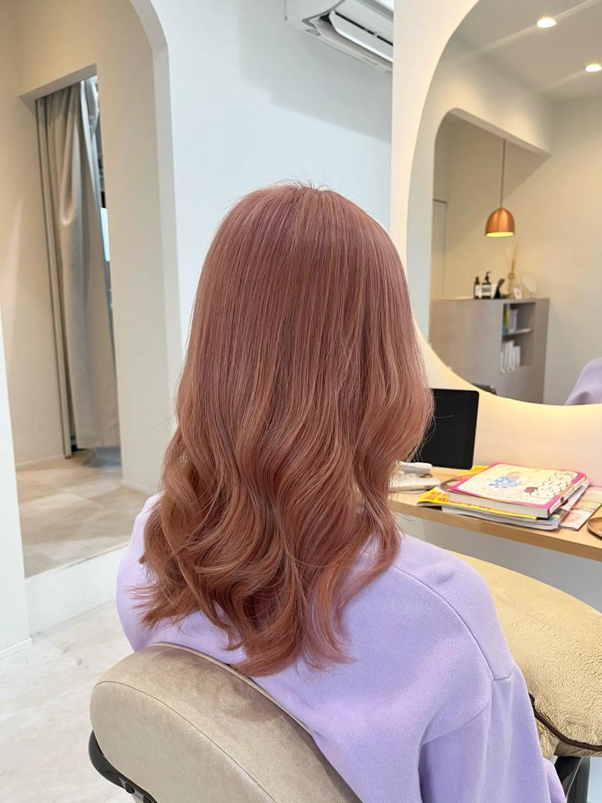 セミロング ヘアカラー 加藤 明香里のヘアスタイル