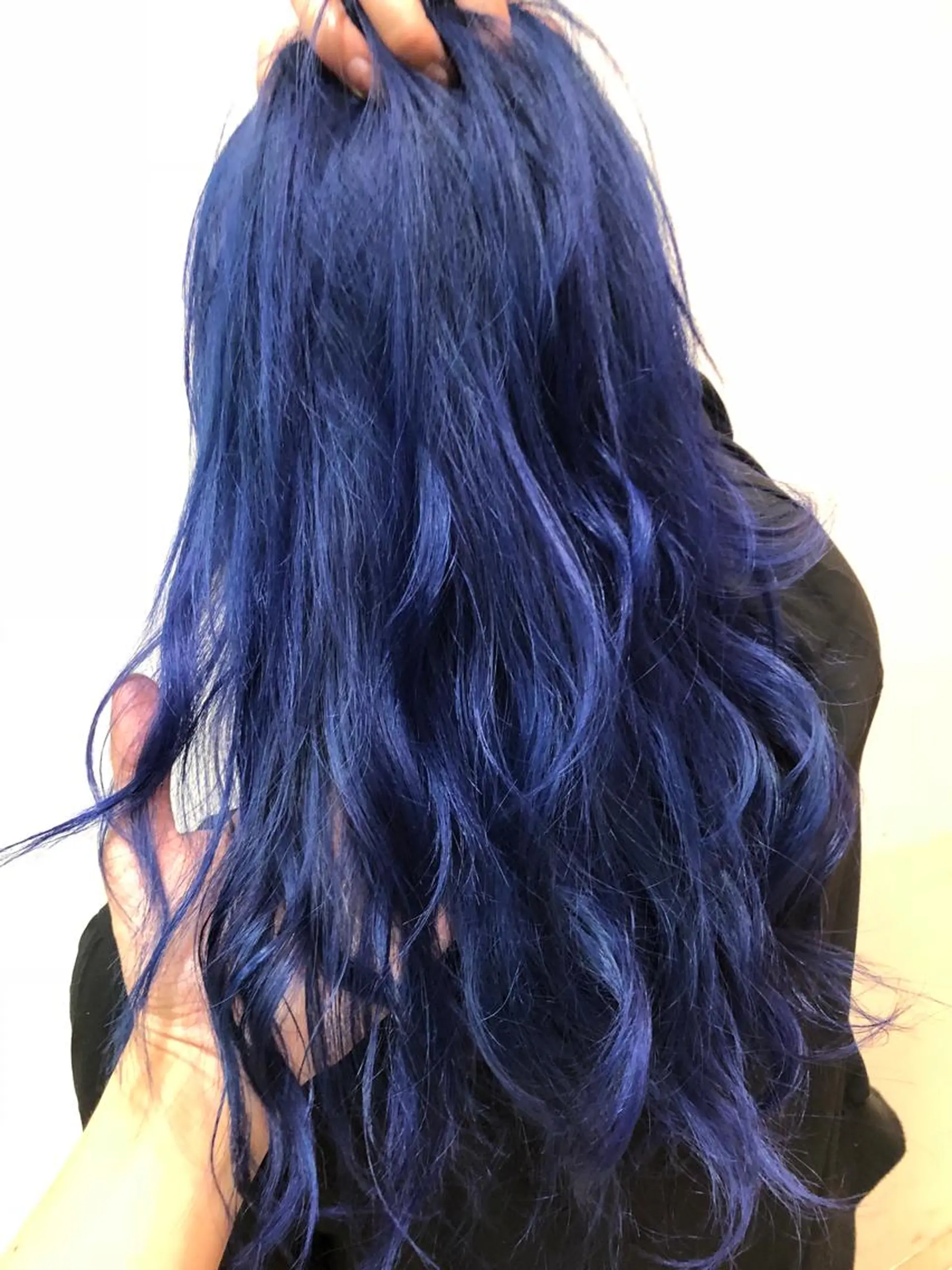 セミロング GISELAジゼラ所属・手塚 亮汰のヘアスタイル