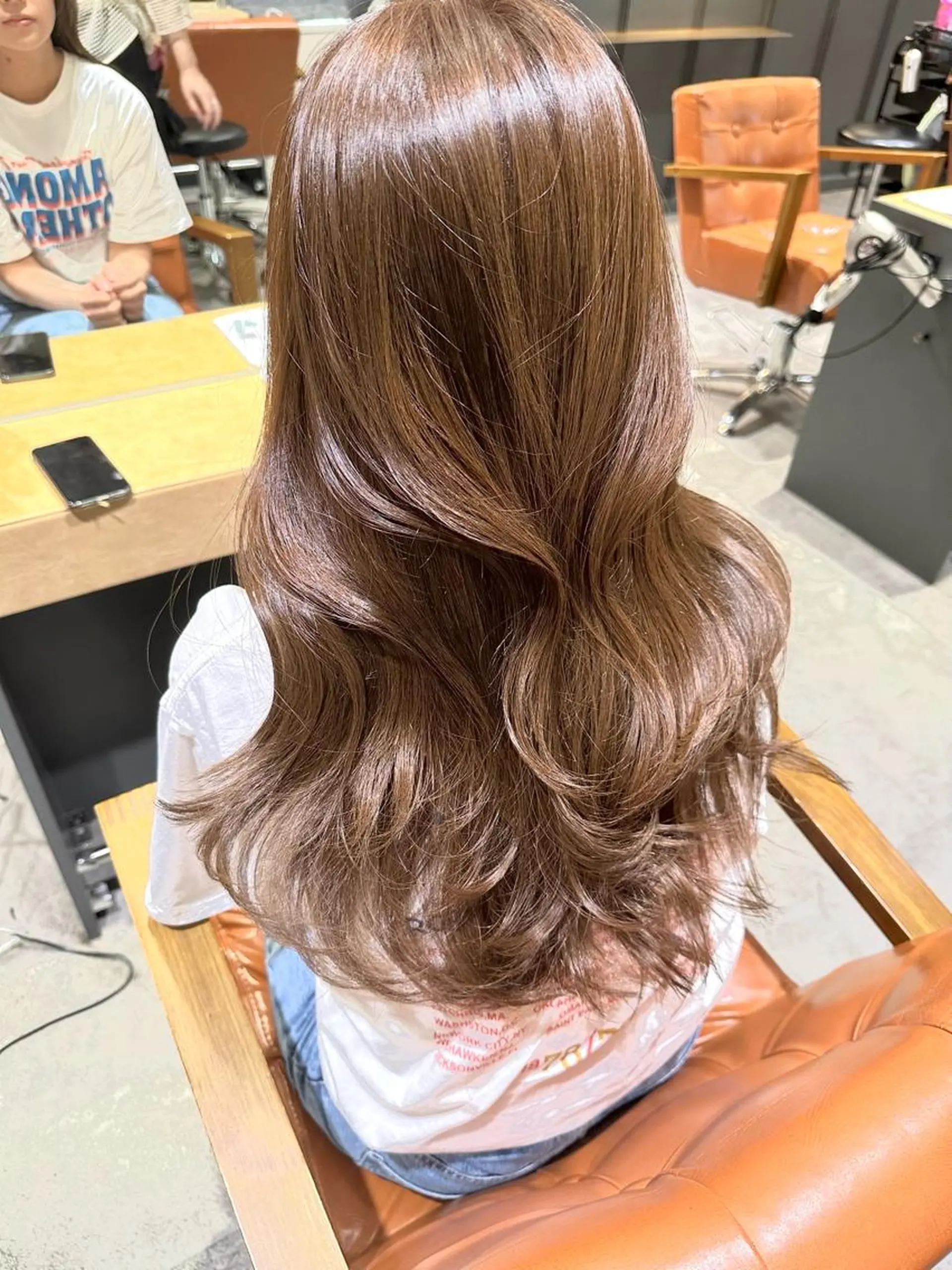ロング カラー 平尾 樹里のヘアスタイル