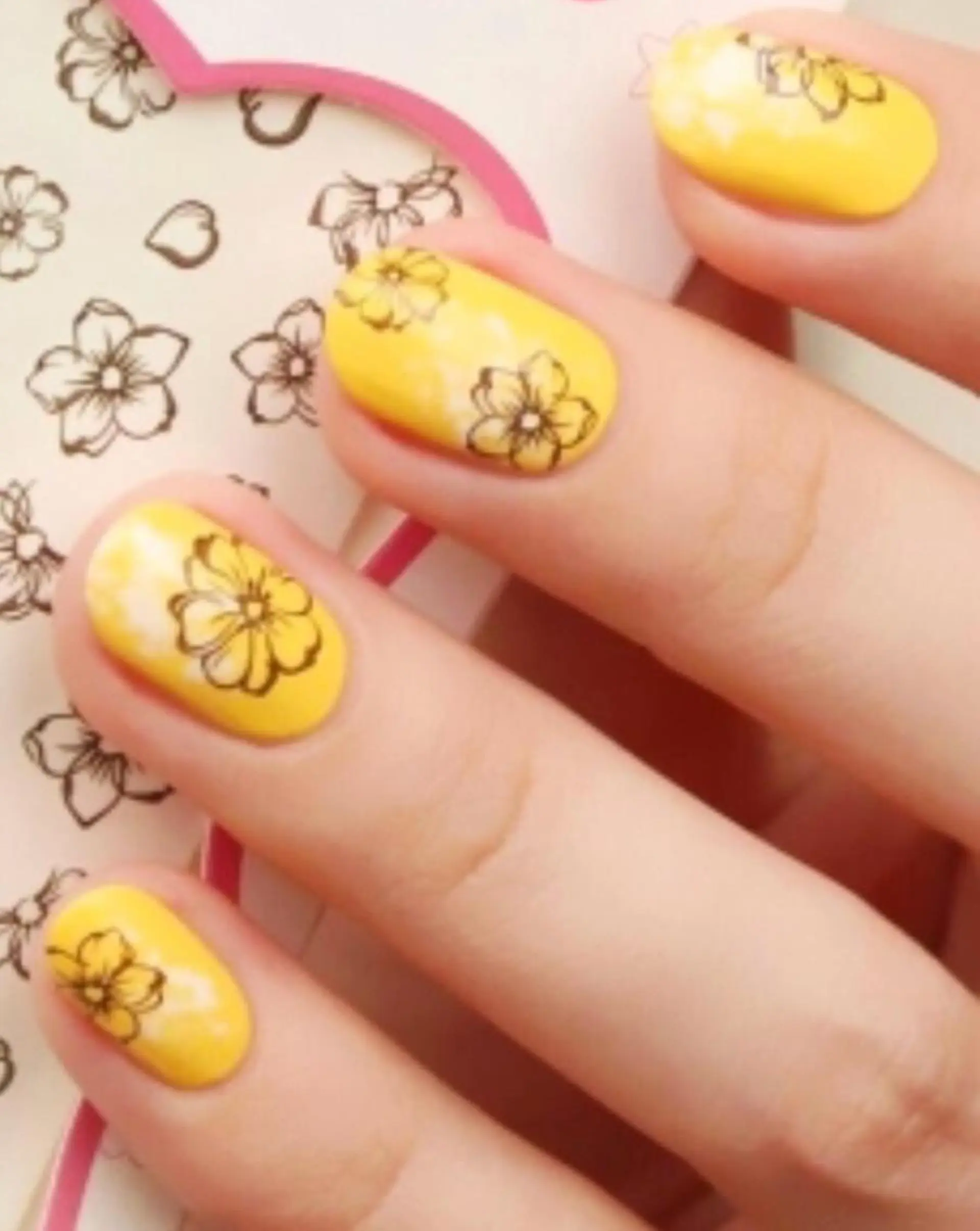 ネイル ハンドネイル ゲン レイカのネイルデザイン