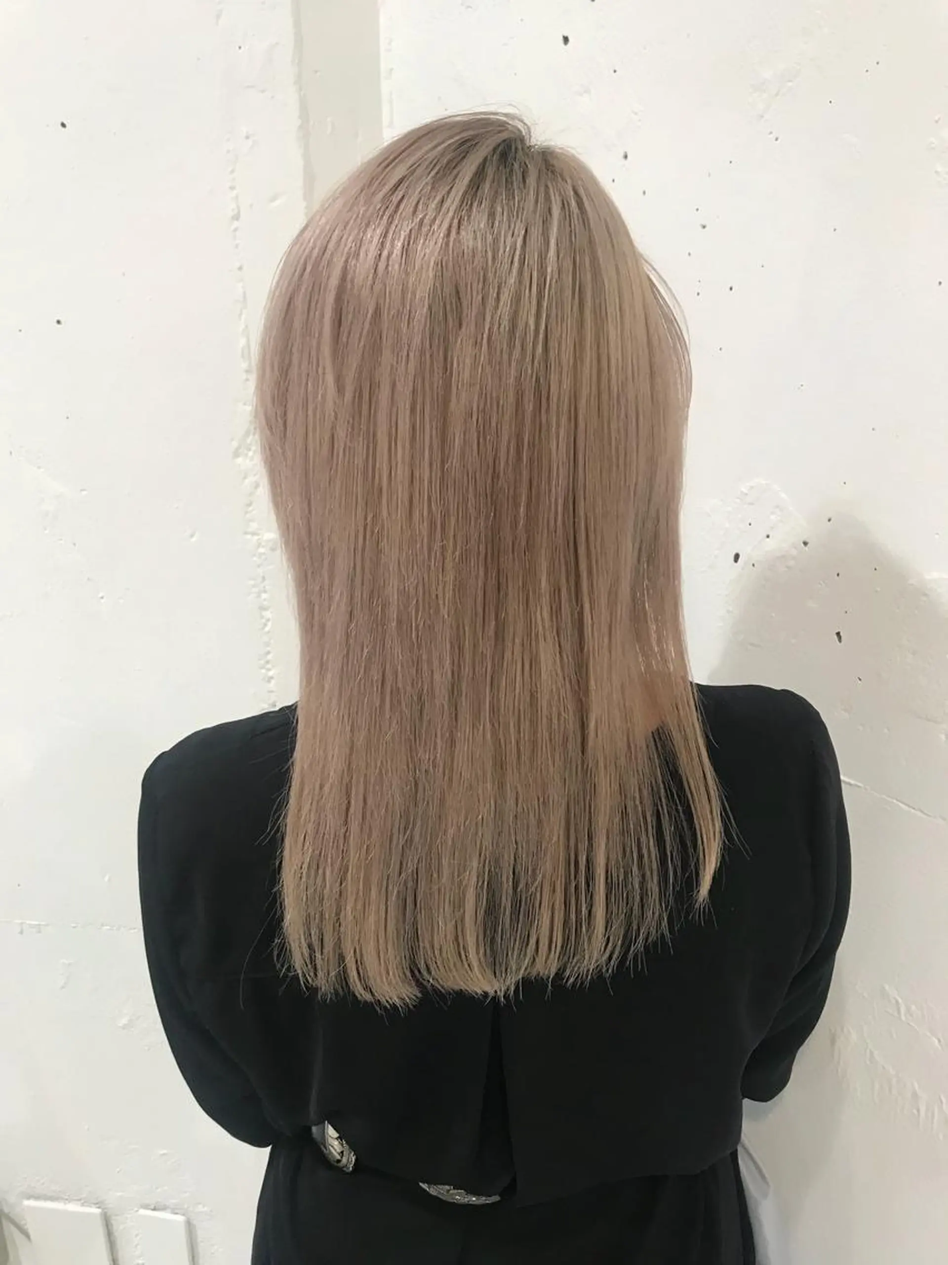 セミロング サイレント美容師 アイリィのヘアスタイル