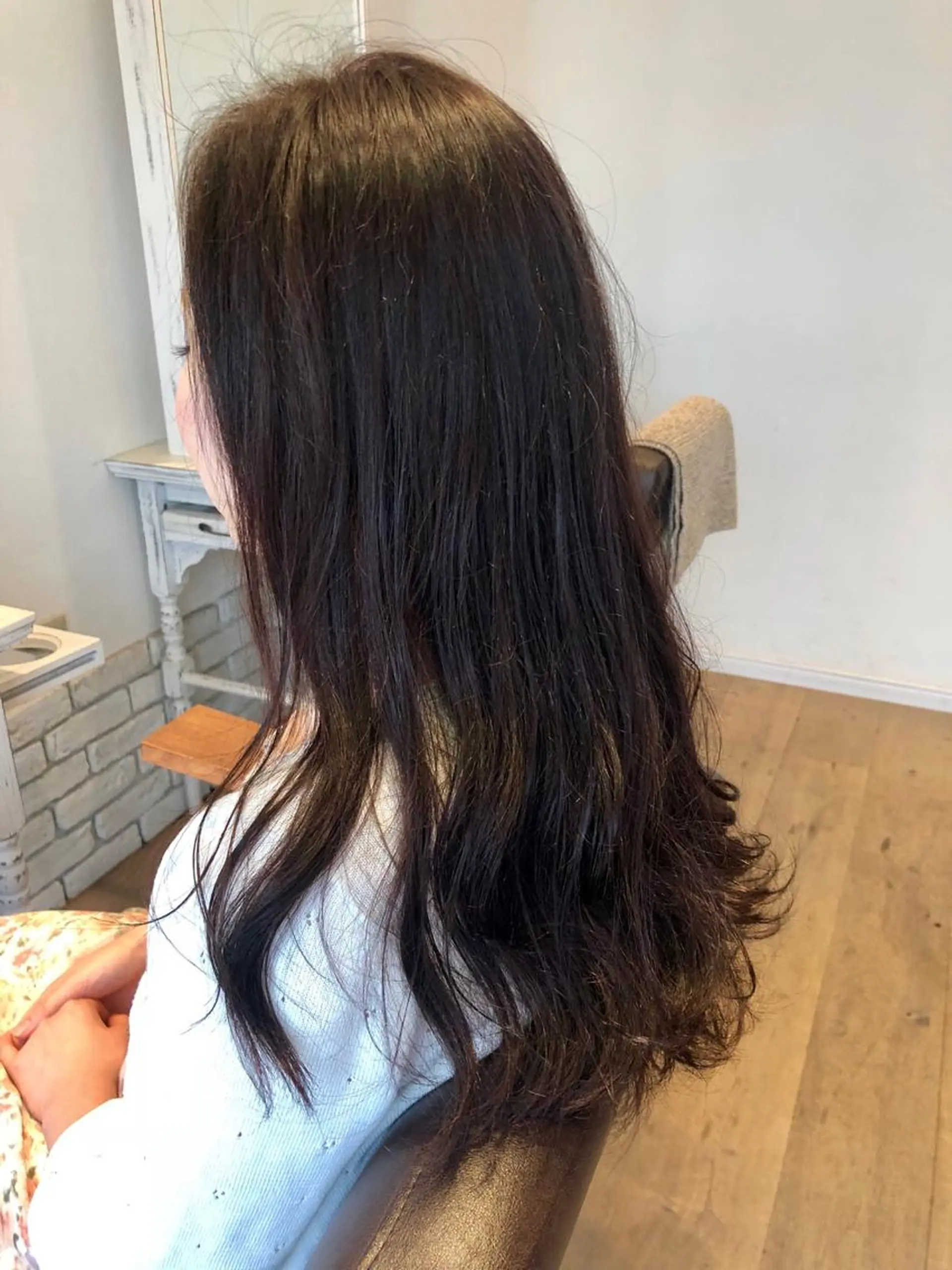 ロング カラー ブラウンカラー カシス BANDE 水崎 悟のヘアスタイル