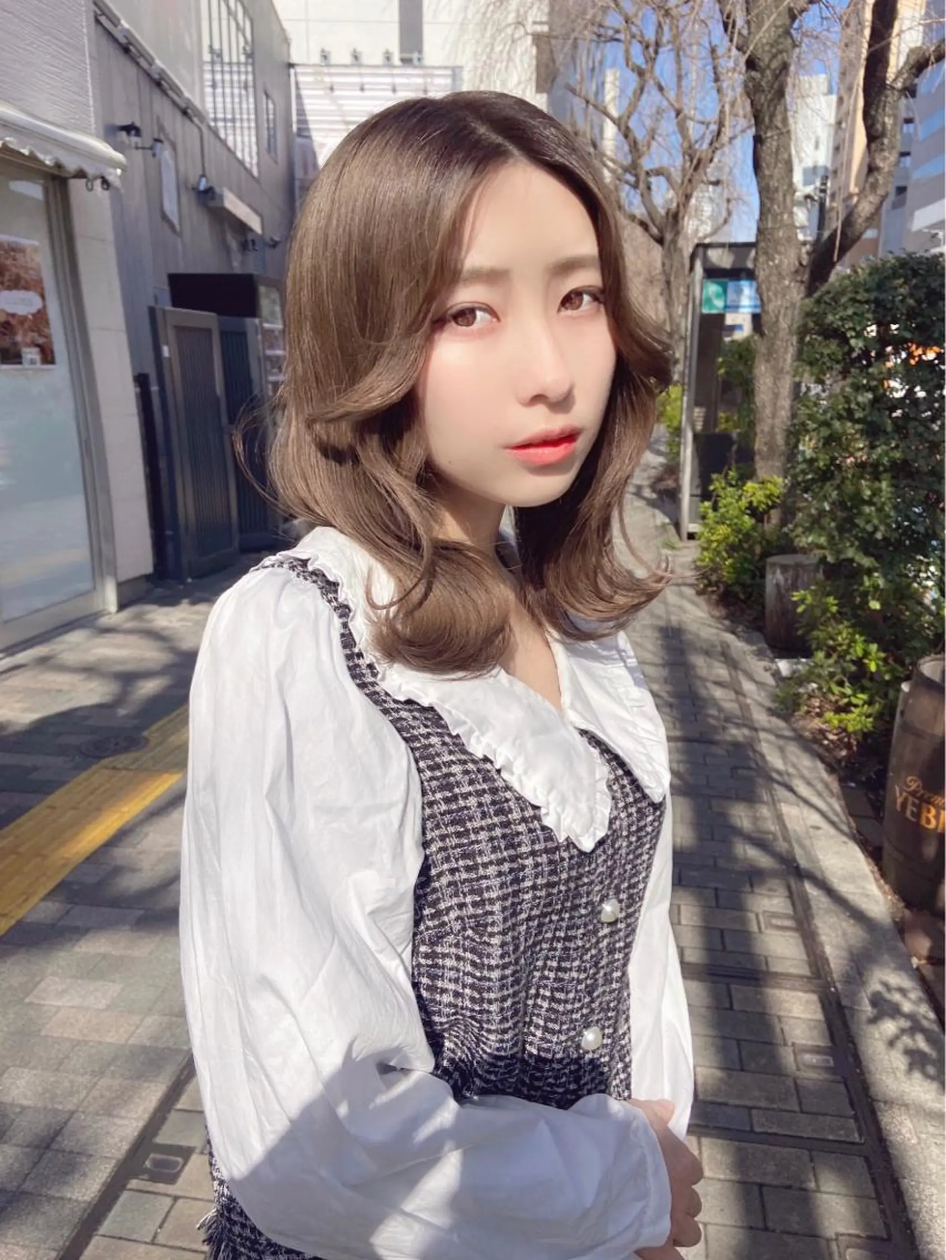 ミディアム カラー ヘアアレンジ カット ヘアカラー トリートメント 山本 史奈のヘアスタイル